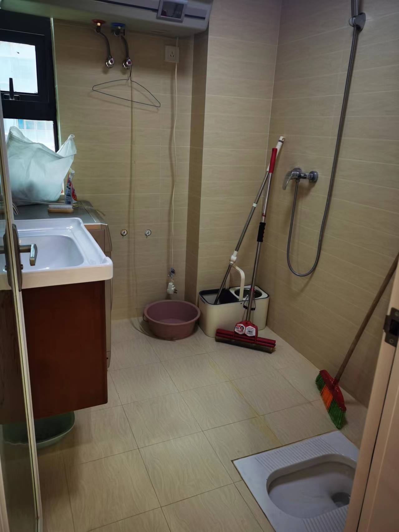 中天会展城B区  0室0厅0卫   3200.00元/月室内图