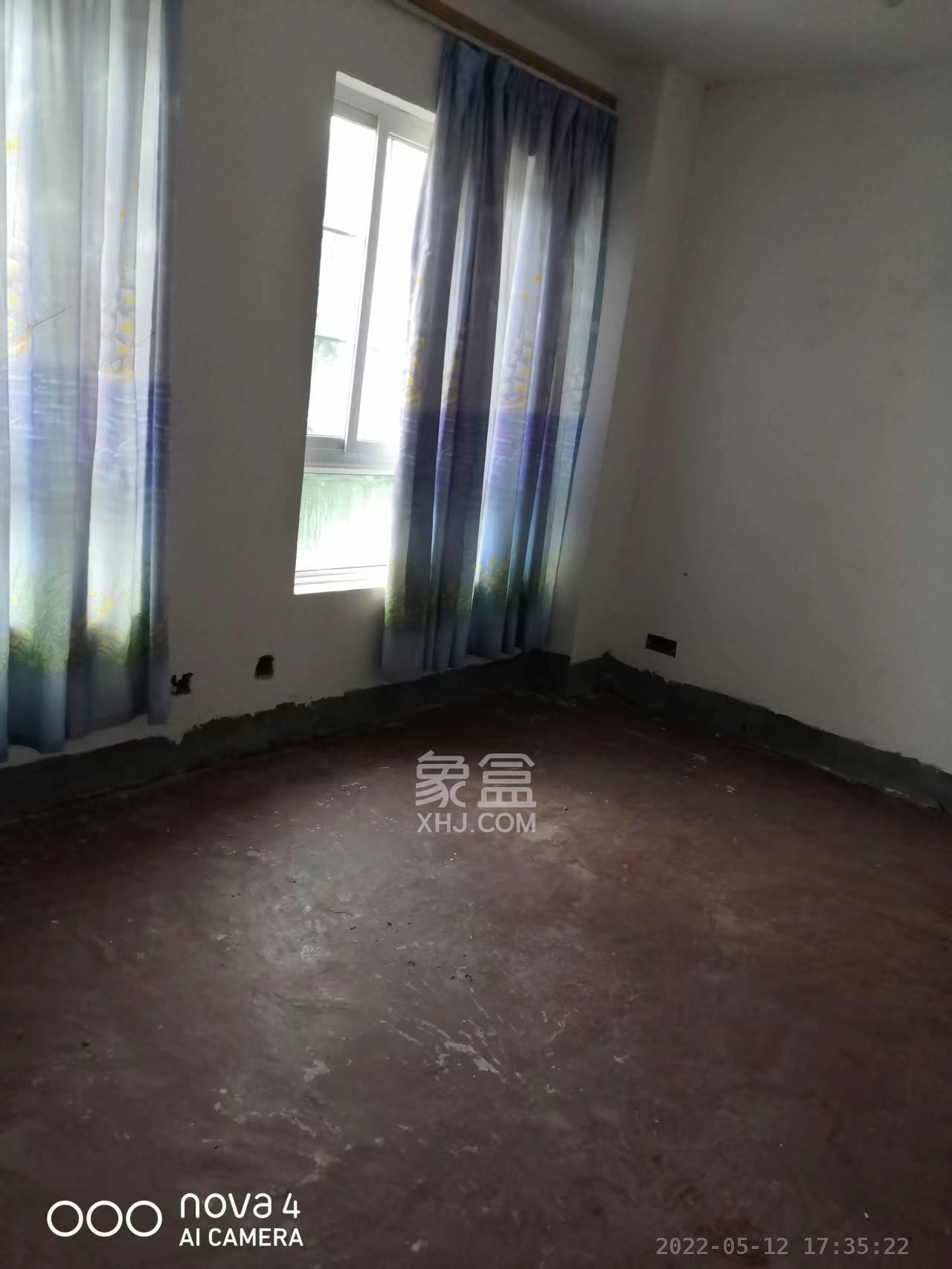 山水英伦  6室2厅2卫   3500.00元/月室内图