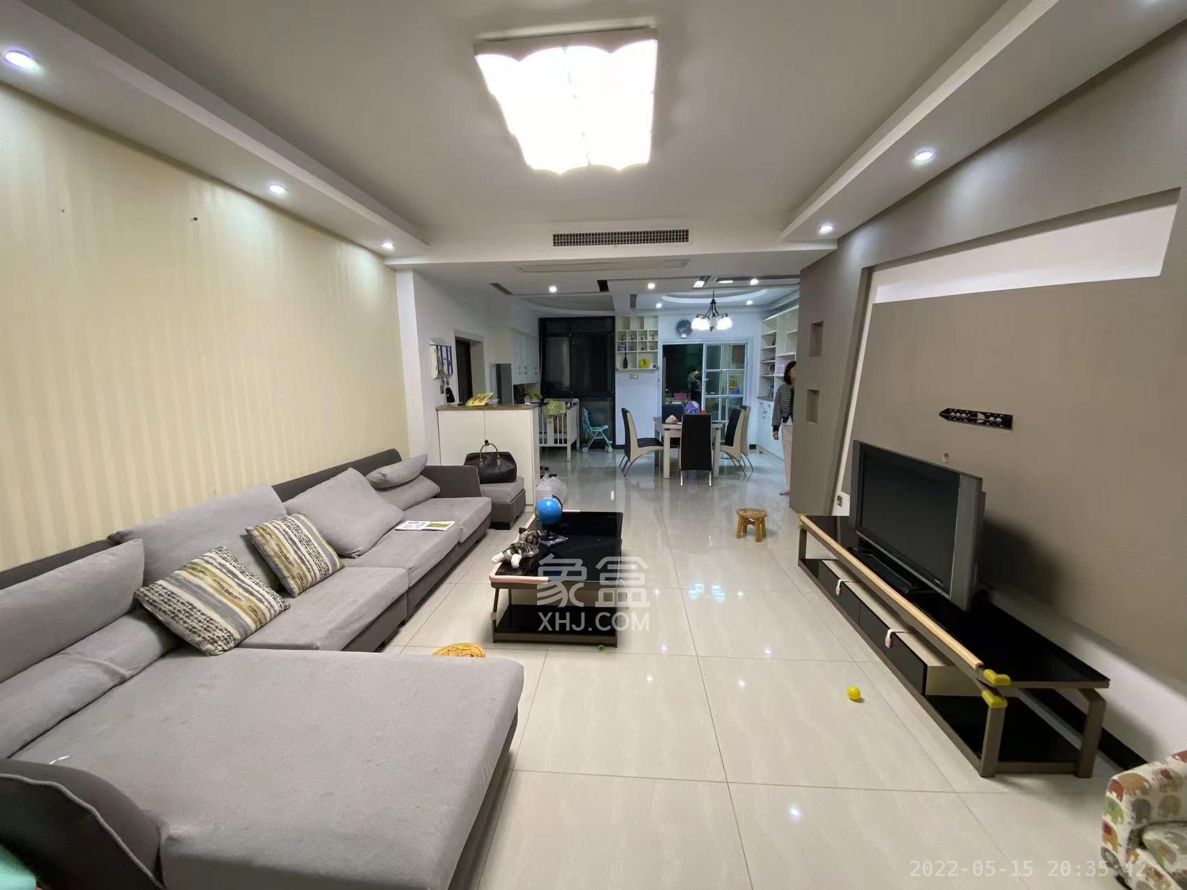 湘府东苑  3室2厅2卫    3300.0元/月 湘府东苑  3室2厅2卫    3300.0元/月室内图