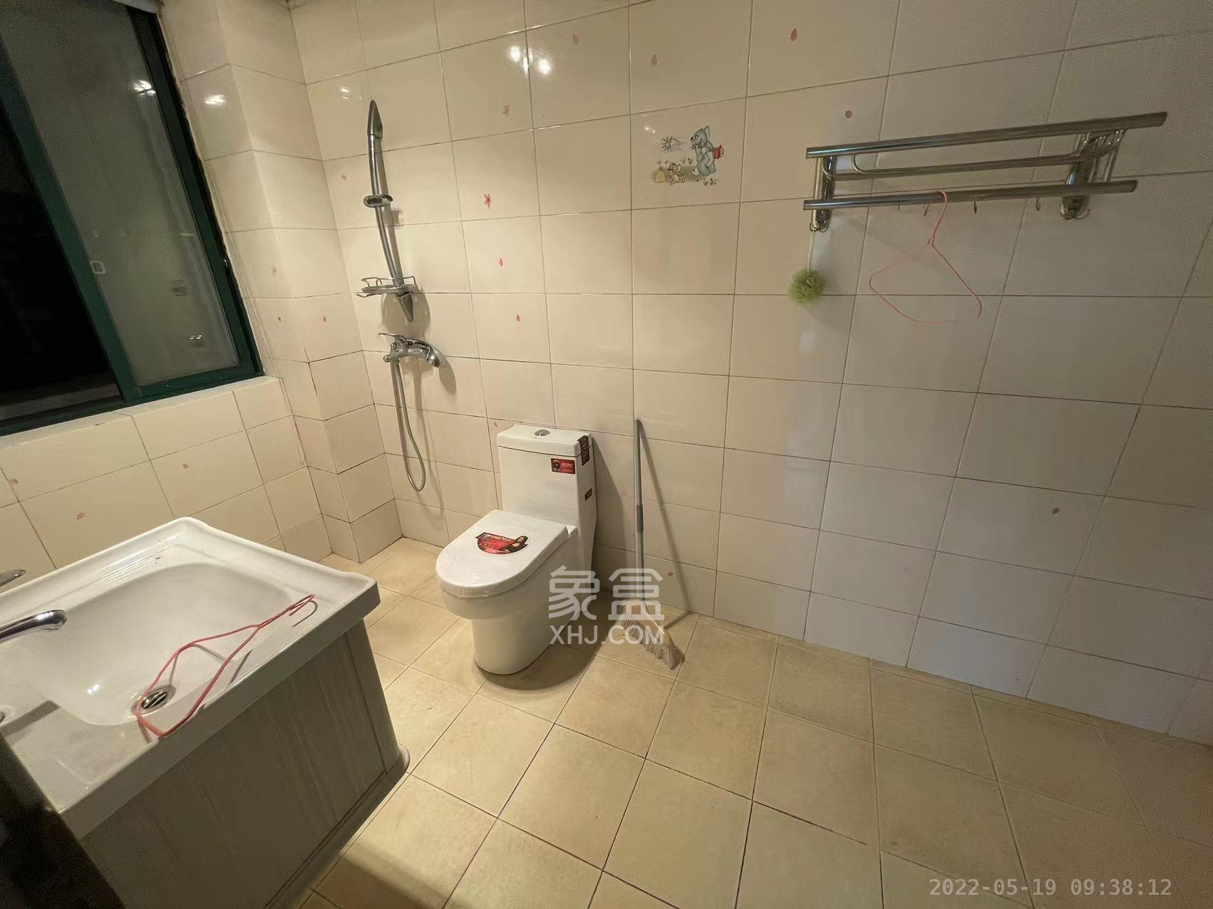 盛世康城 3室2厅2卫 2300.0元/月 盛世康城 3室2厅2卫 2300.0元/月室内图