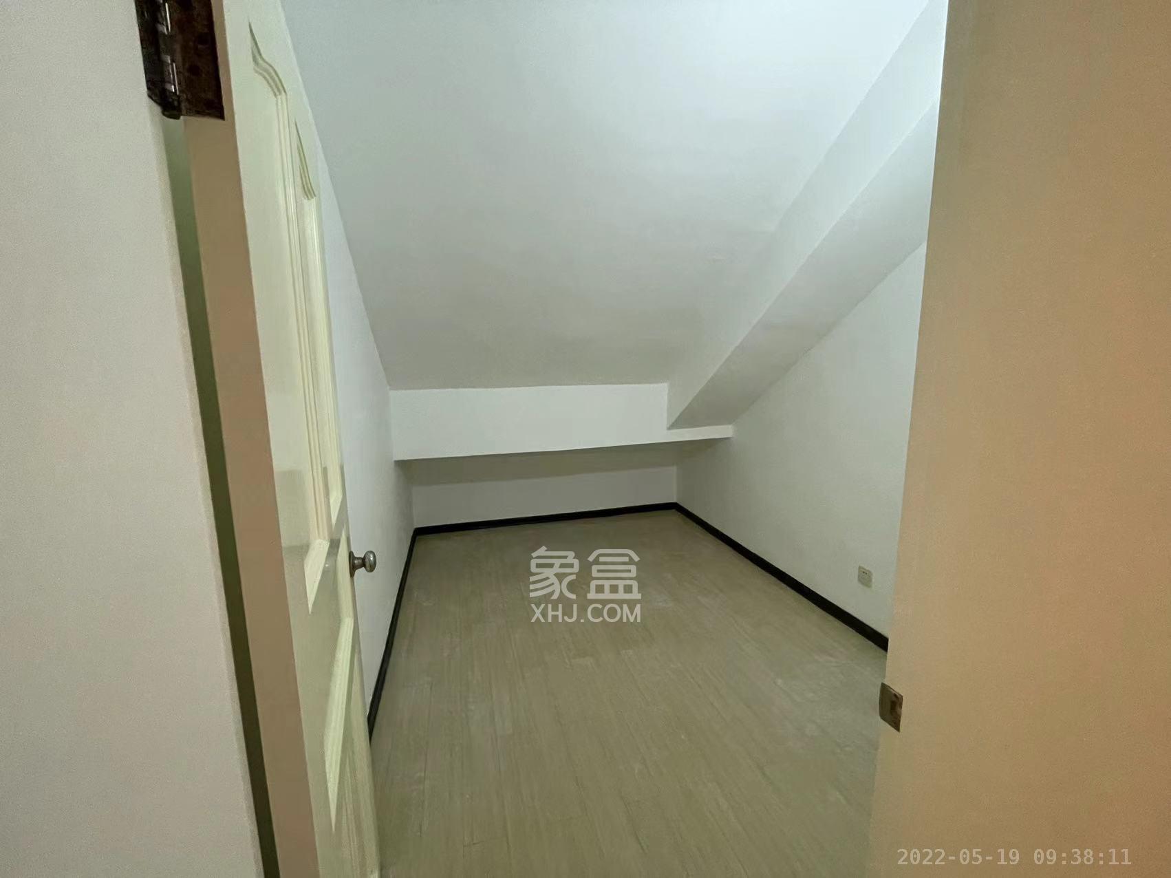 盛世康城 3室2厅2卫 2300.0元/月 盛世康城 3室2厅2卫 2300.0元/月室内图