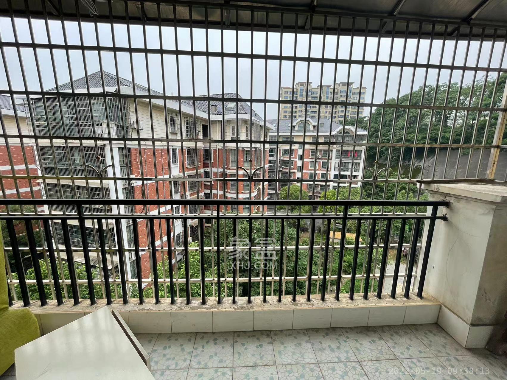 盛世康城  3室2厅2卫    2300.0元/月室内图