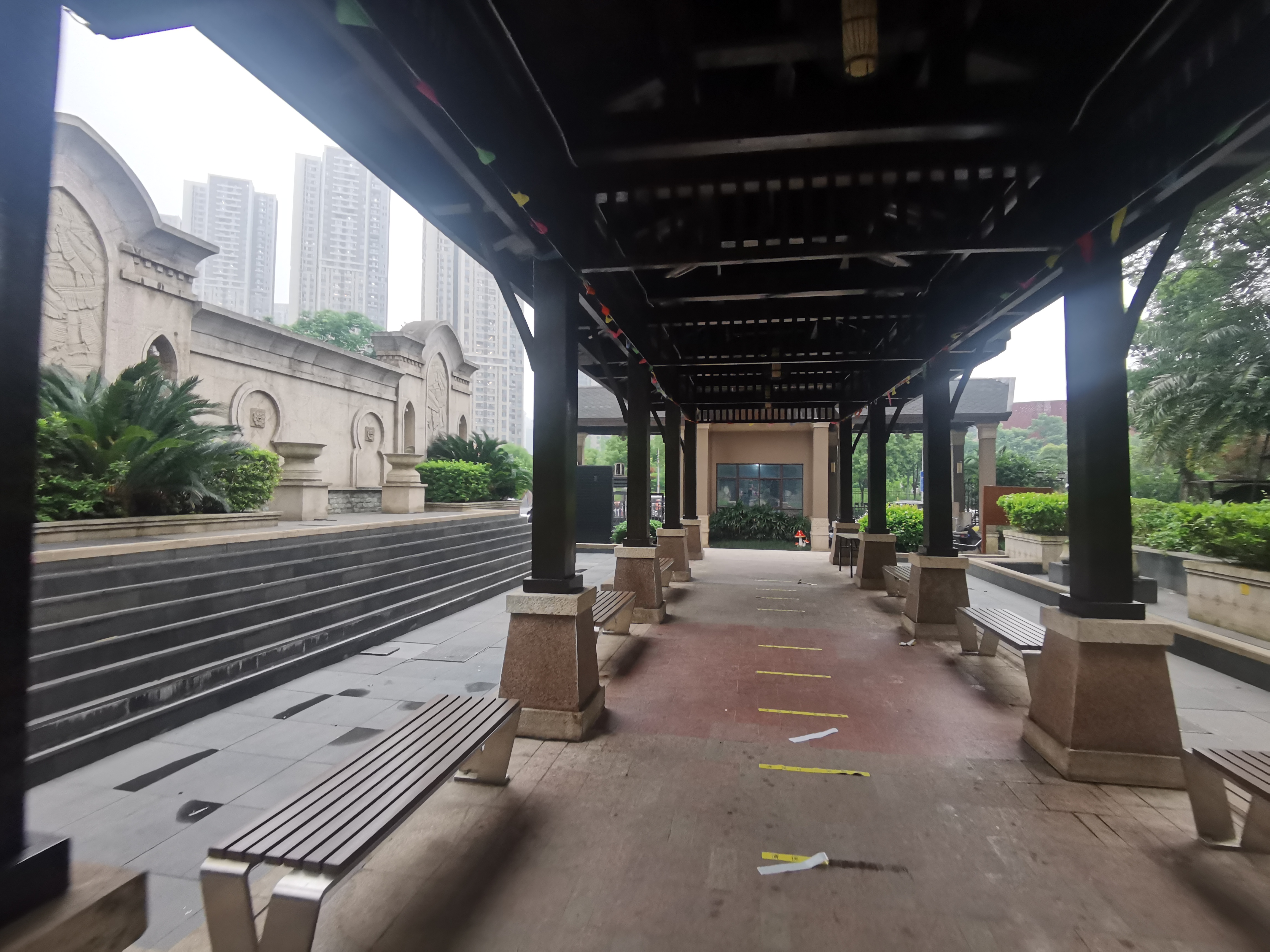 世茂外滩里（世茂铂翠湾三期）  4室2厅3卫    8000.0元/月小区图