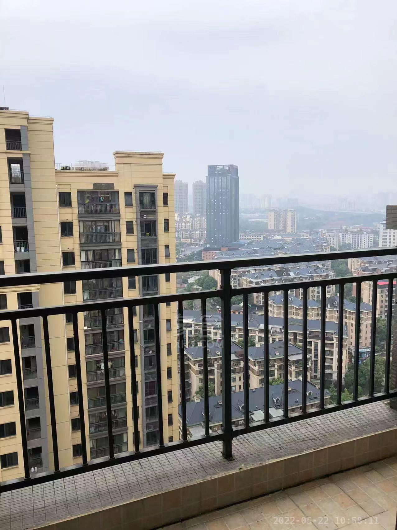 新桂广场  4室2厅2卫   2000.00元/月小区图
