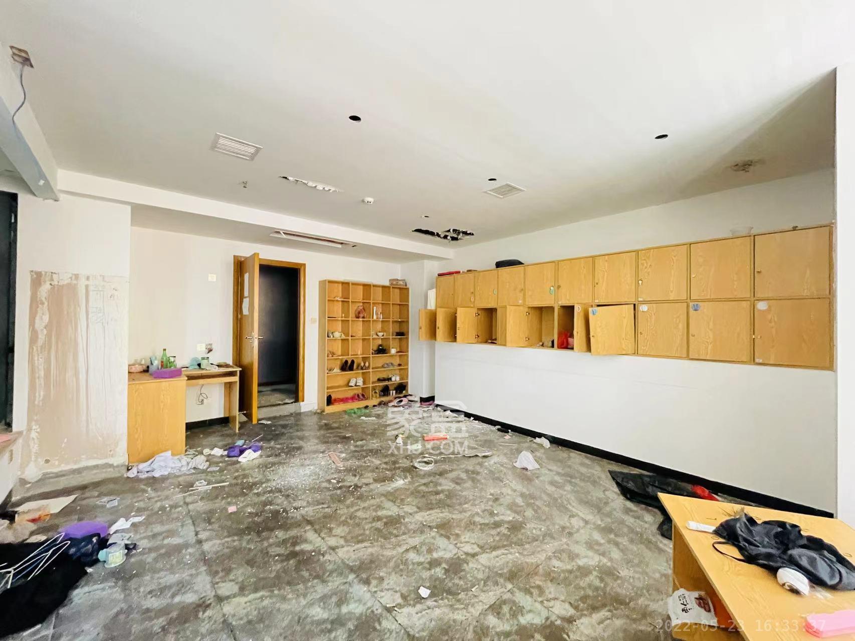 江景华府  12室2厅14卫   28000.00元/月室内图