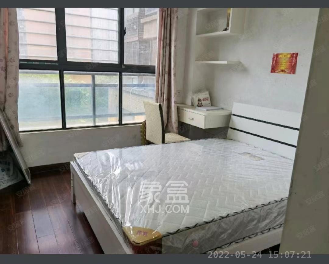 珠江东方明珠（新地东方明珠）三期  4室2厅1卫   2300.00元/月室内图