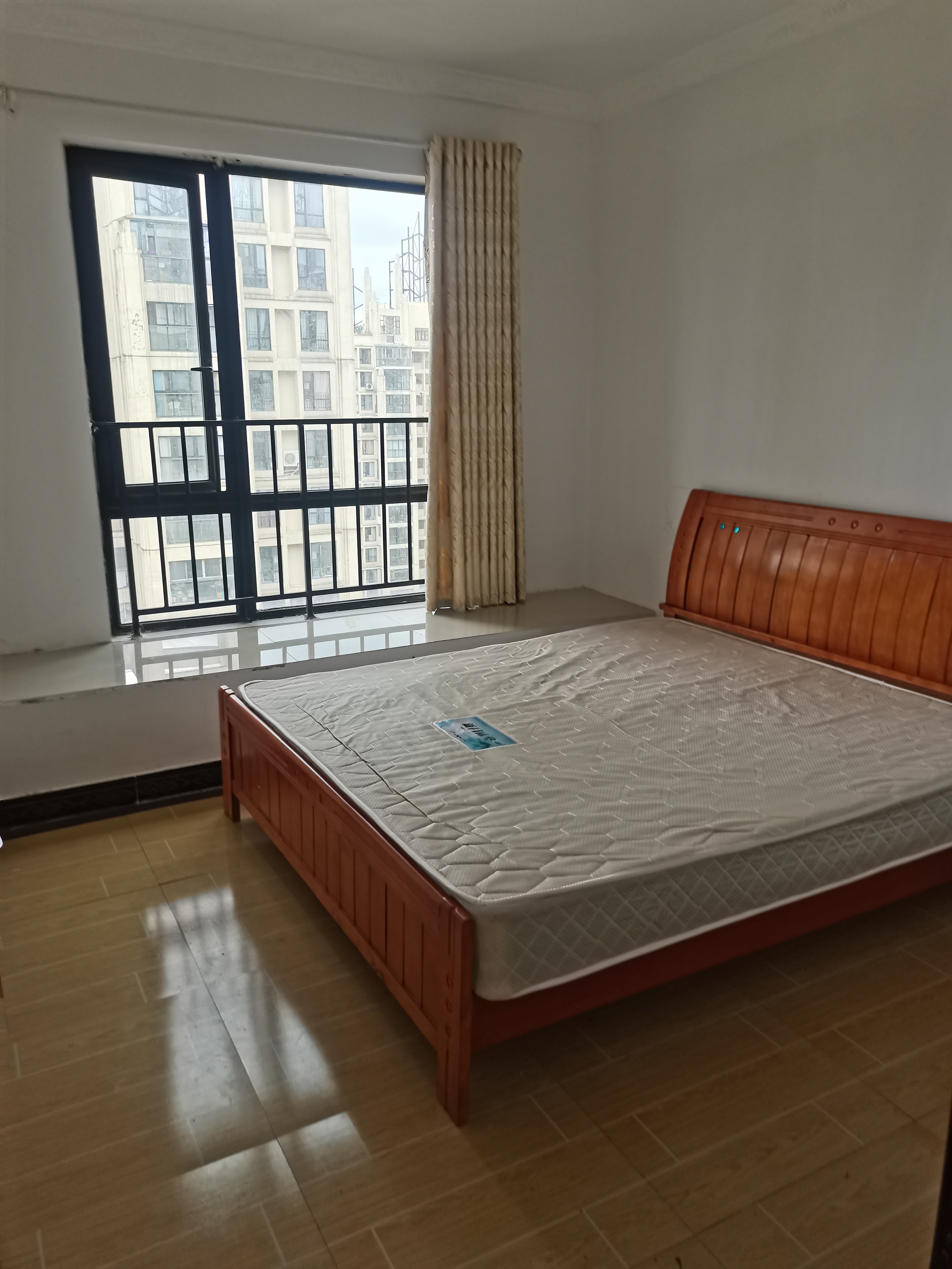 美的林城时代  2室1厅1卫   2200.00元/月小区图