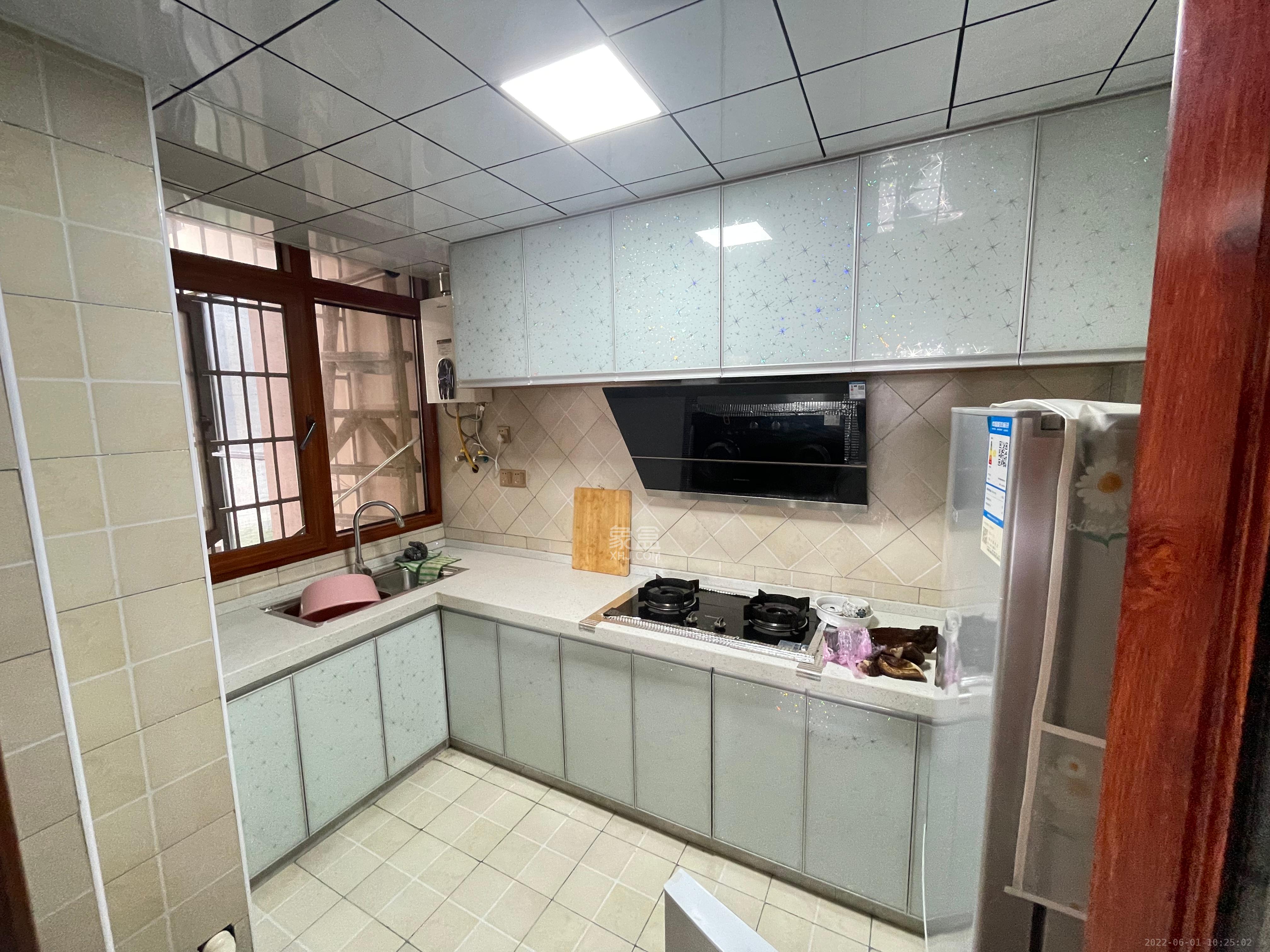 朝正美苑 2室1厅1卫 2400.0元/月 朝正美苑 2室1厅1卫 2400.0元/月室内图