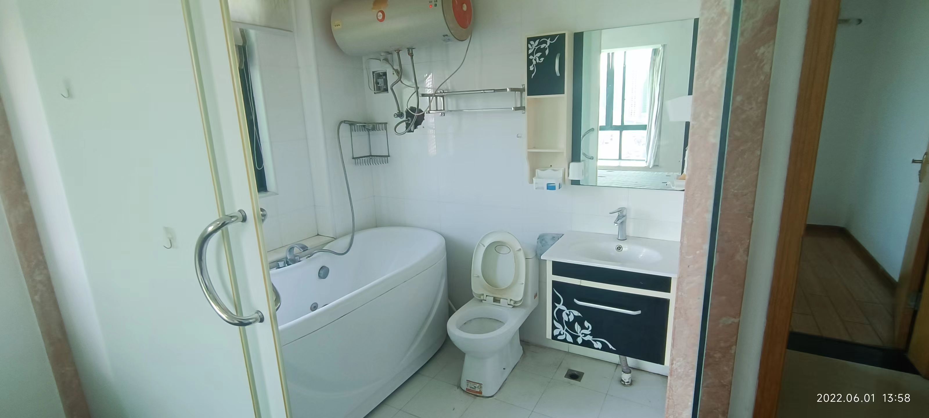 沐林美郡  3室2厅2卫   2400.00元/月户型图