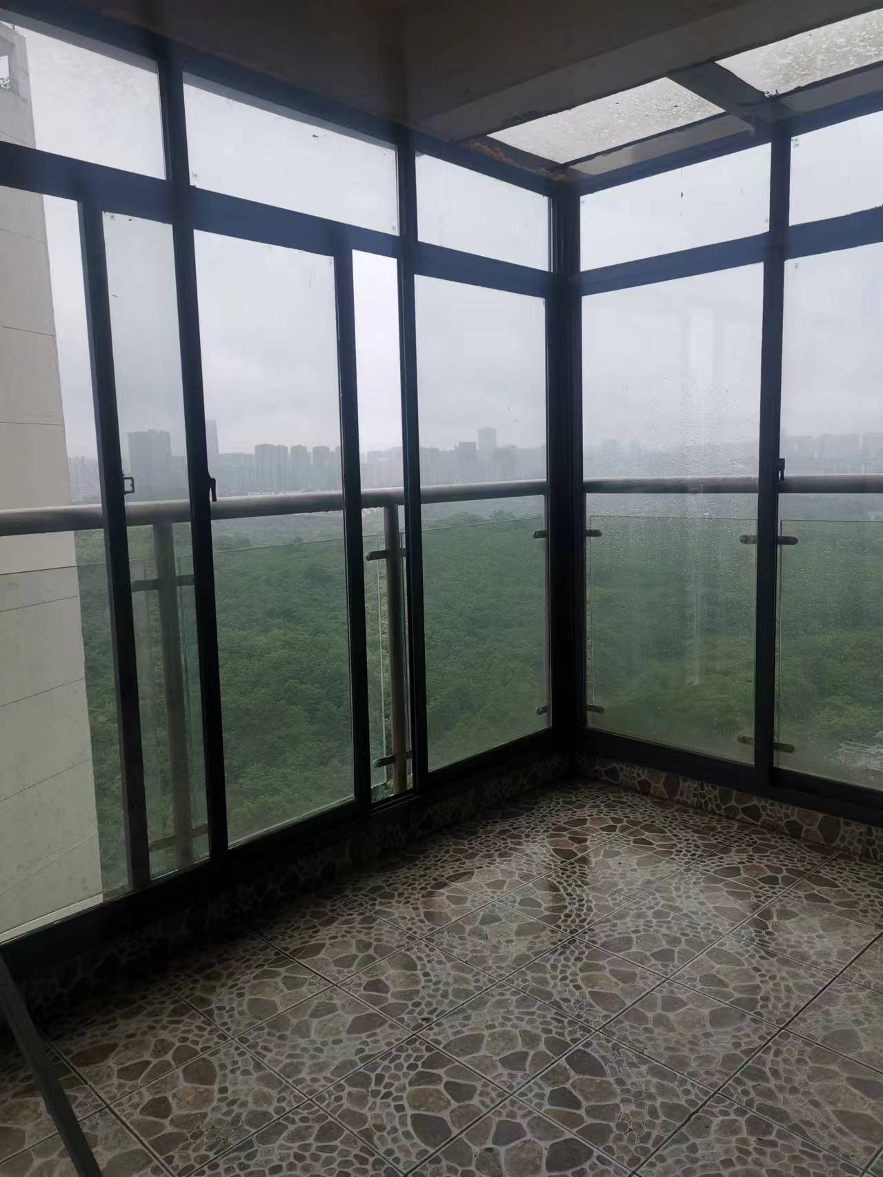 远大生态风景  3室2厅2卫   2700.00元/月室内图