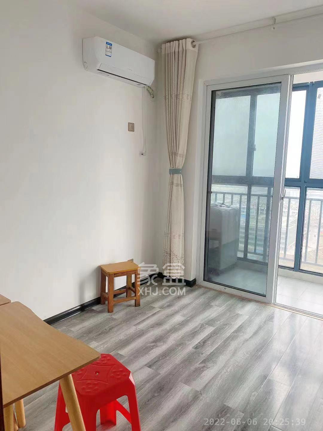 和悦城(蟠龙景苑)  3室2厅2卫    2100.0元/月室内图