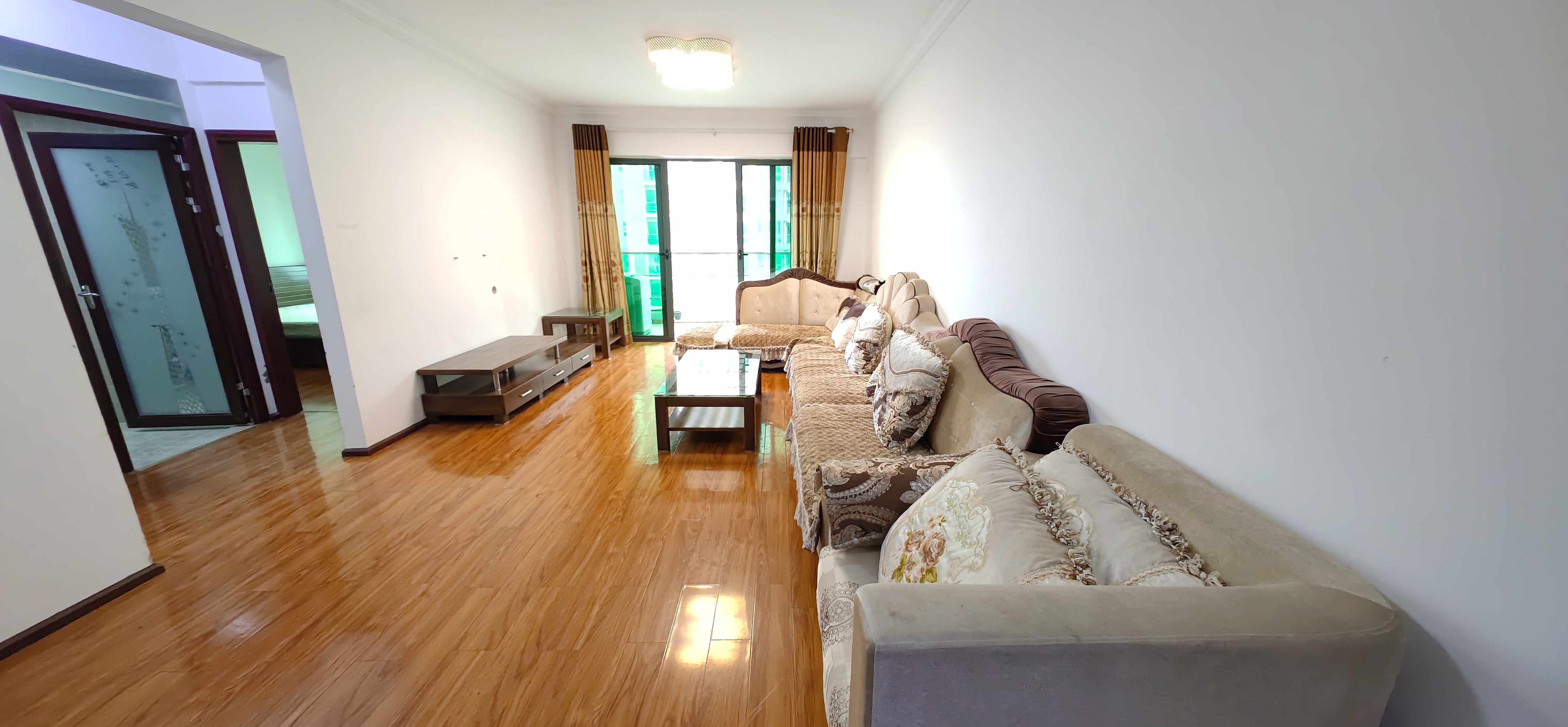 中天会展城B区  2室2厅1卫   2500.00元/月室内图