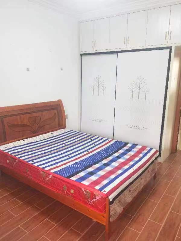 金柘北区  3室2厅1卫   1400.00元/月室内图