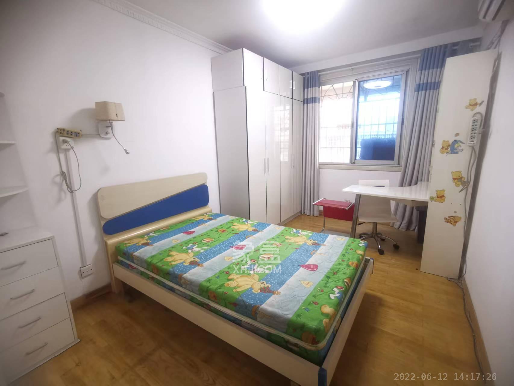 天心友园 3室1厅2卫 2600.0元/月 天心友园 3室1厅2卫 2600.0元/月室内图