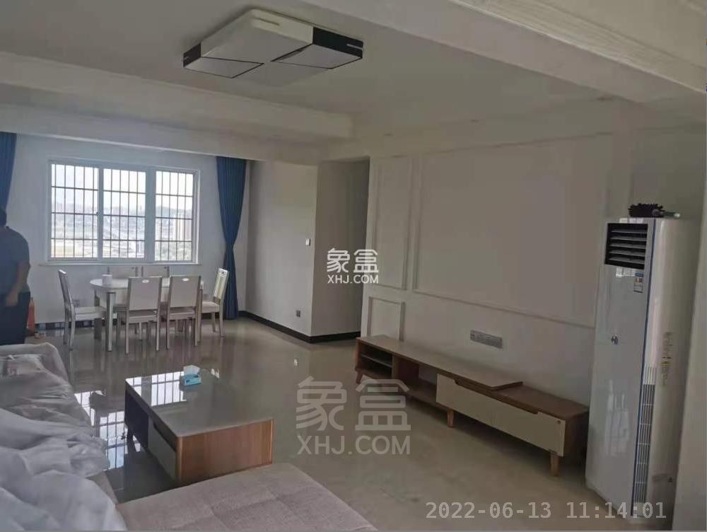 翠谷城  4室2厅2卫   2600.00元/月室内图