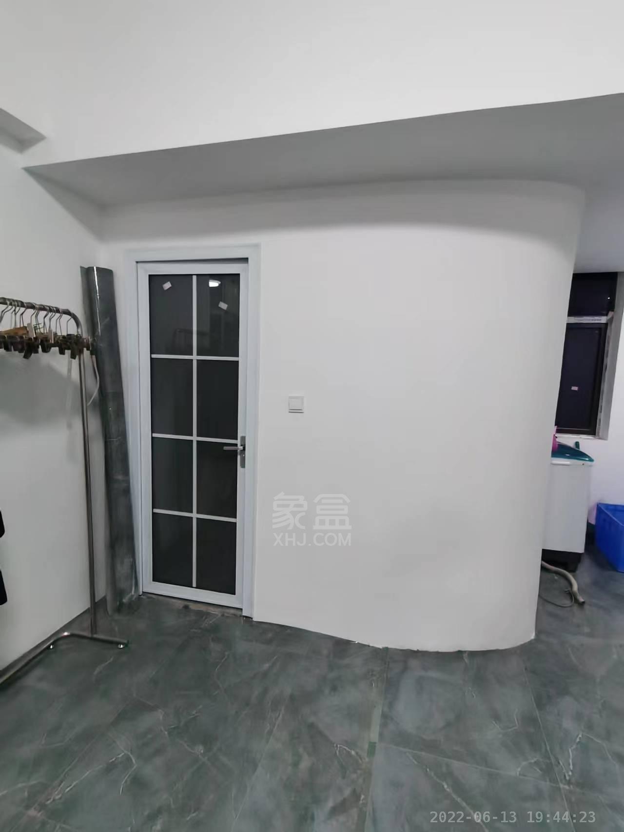 朗廷览江  1室1厅1卫   1700.00元/月室内图