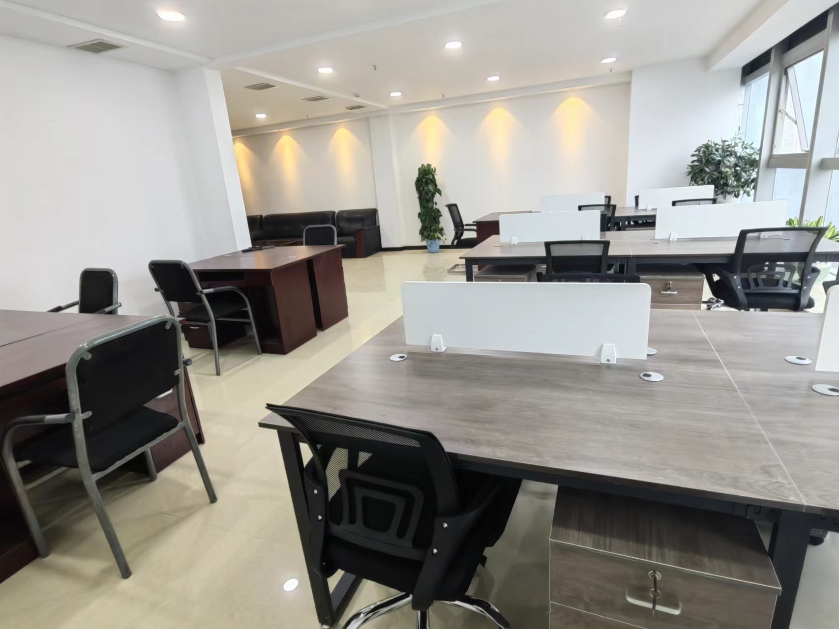 金融城一期  4室1厅1卫   14000.00元/月室内图