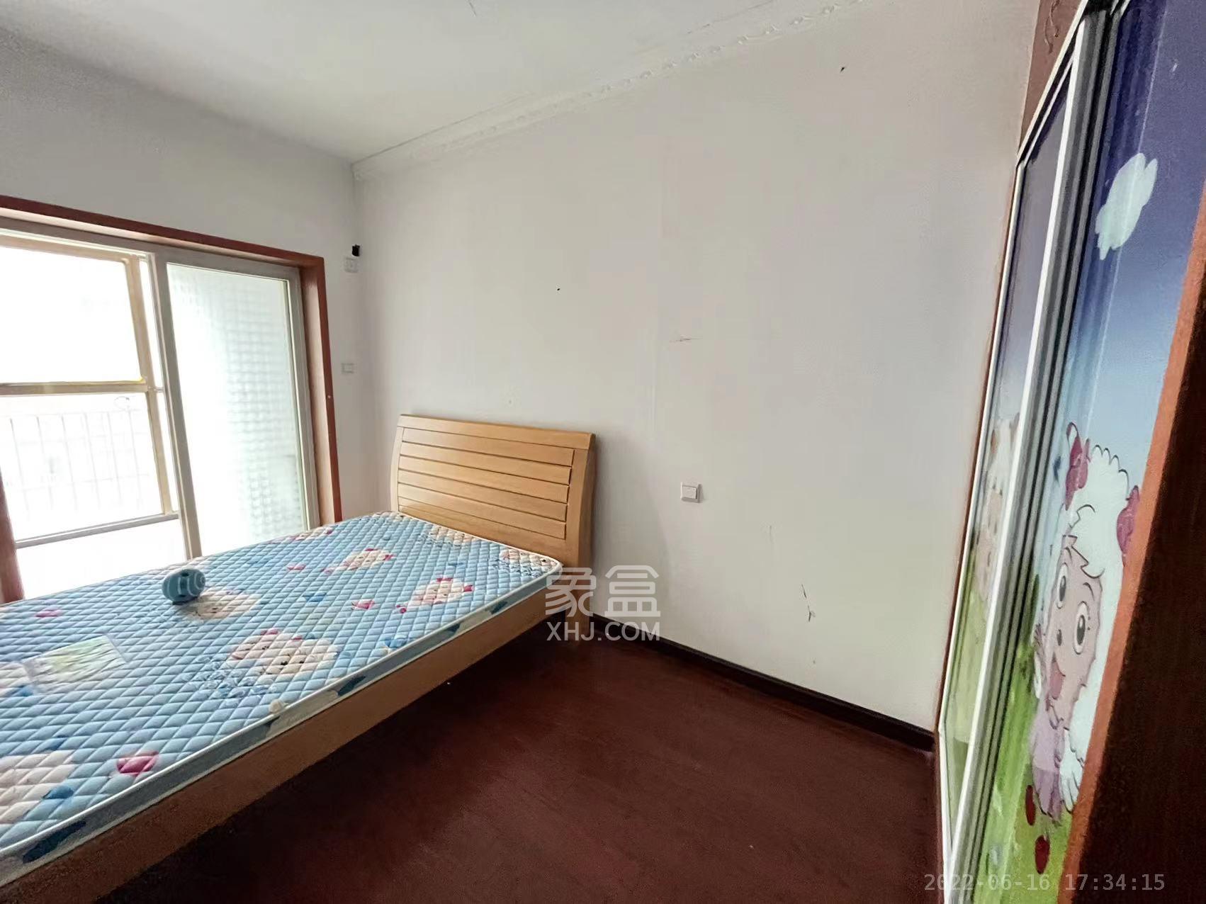 南郡明珠 3室2厅2卫 1800.0元/月 南郡明珠 3室2厅2卫 1800.0元/月室内图