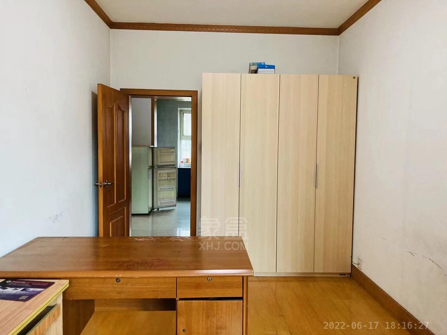 跃进村  3室2厅1卫   1200.00元/月室内图