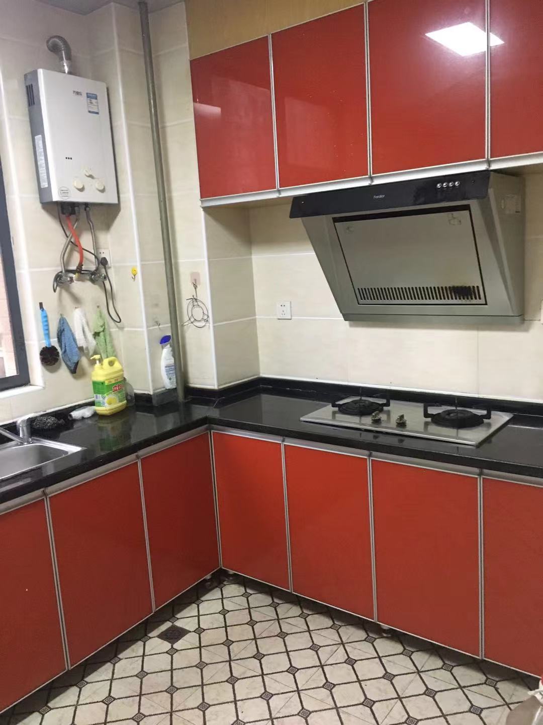 滨水新境界  3室2厅1卫   2100.00元/月室内图