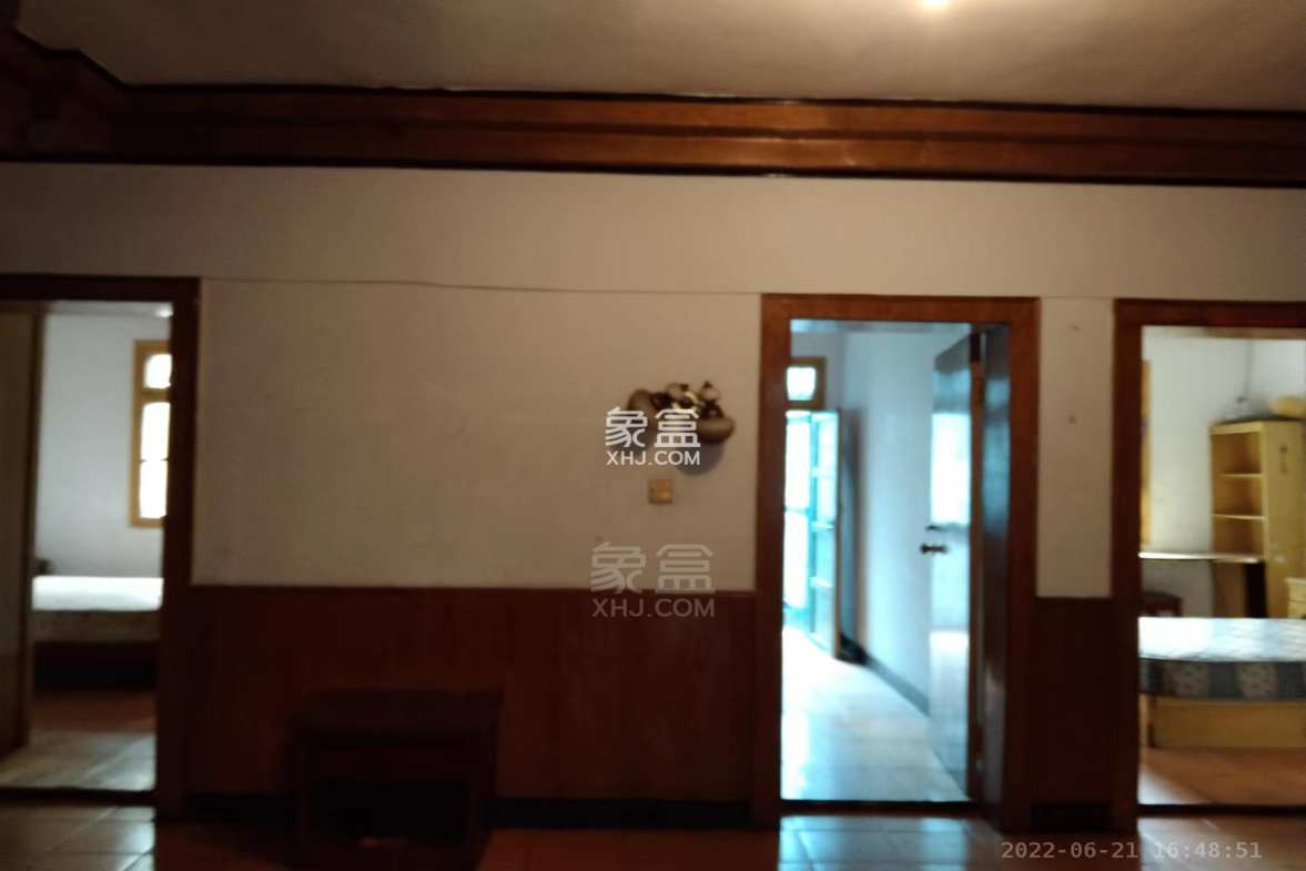 消防队宿舍红旗南路9号  3室2厅1卫   1000.00元/月 消防队宿舍红旗南路9号  3室2厅1卫   1000.00元/月户型图