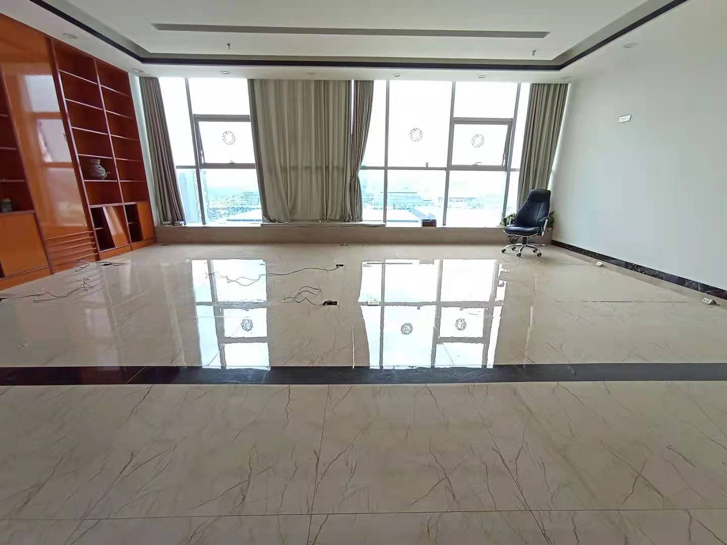 美的财智中心  7室2厅1卫   37500.00元/月室内图