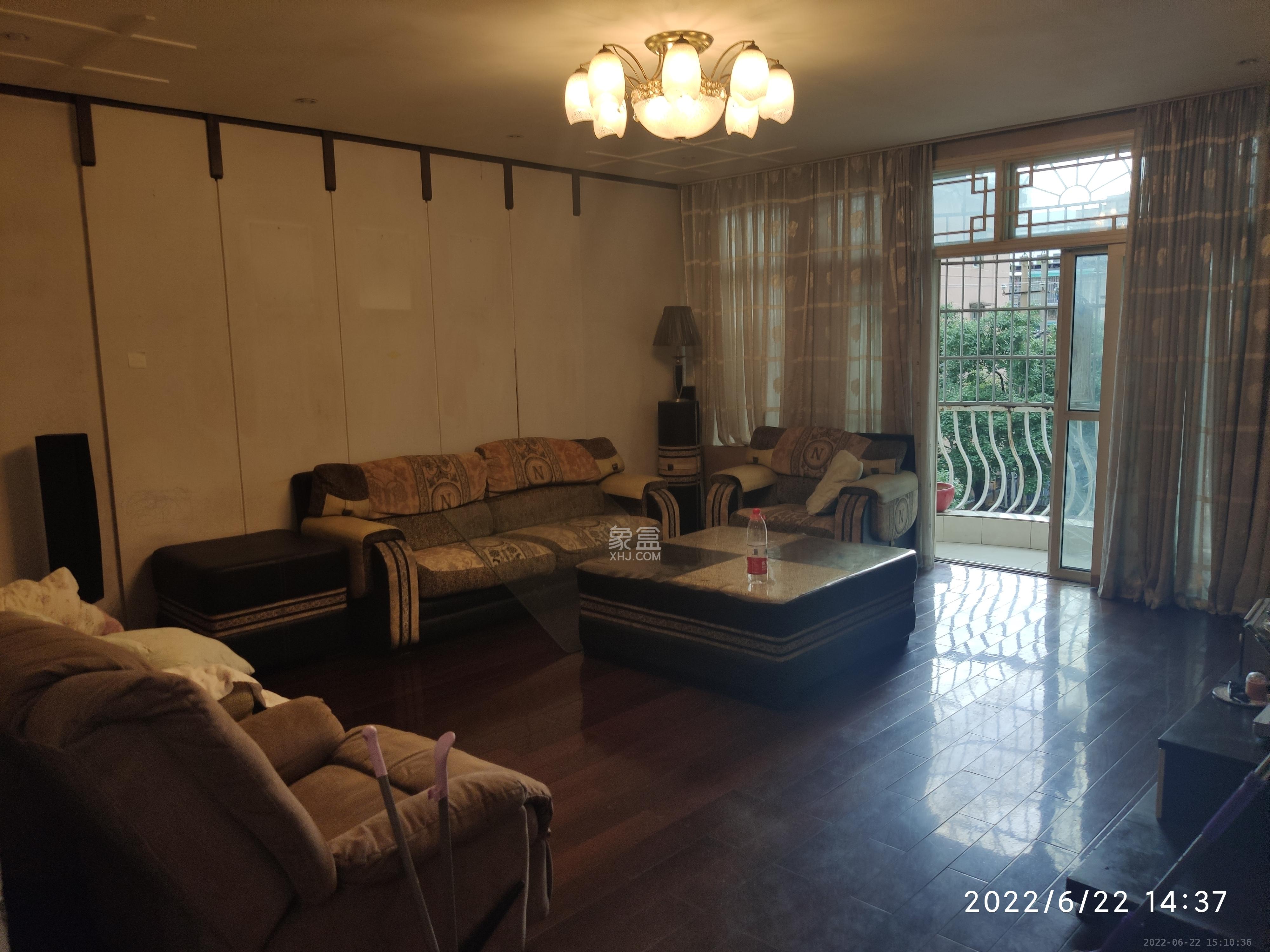 丹桂雅苑  4室2廳2衛(wèi)    2700.0元/月室內(nèi)圖1