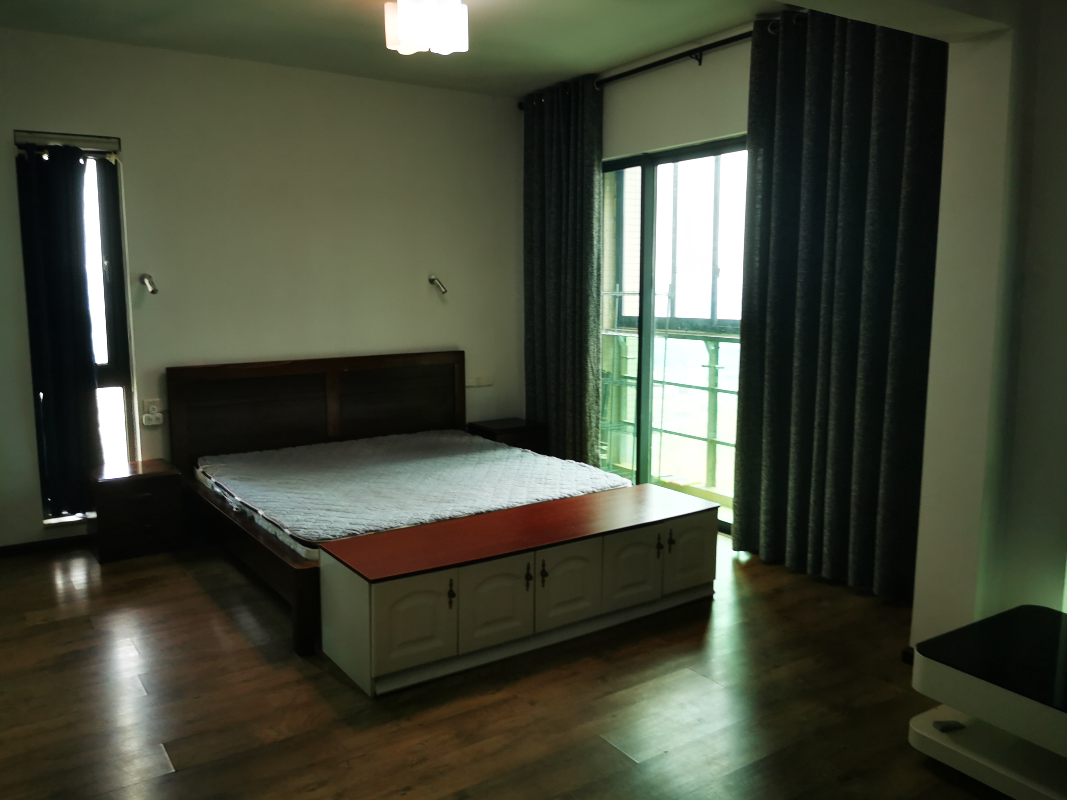 中天会展城B区  3室2厅1卫   3800.00元/月室内图