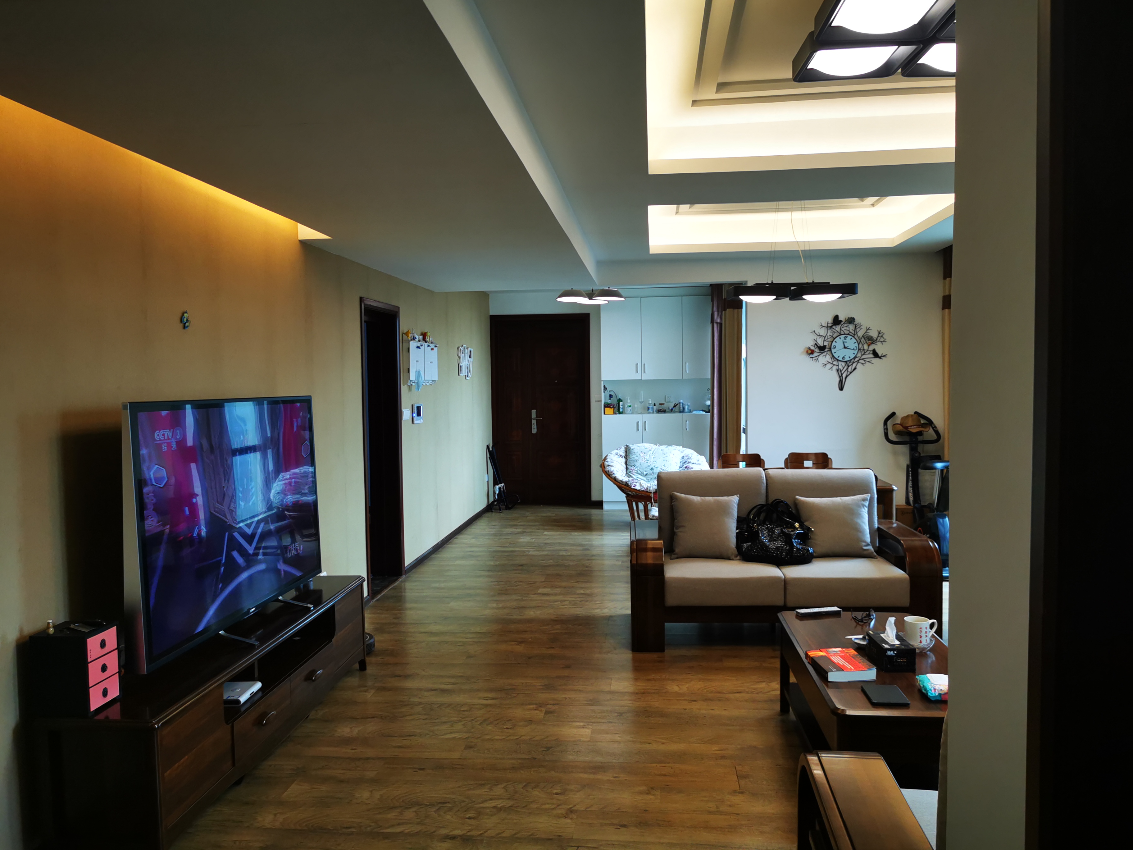 中天会展城B区  3室2厅1卫   3800.00元/月室内图