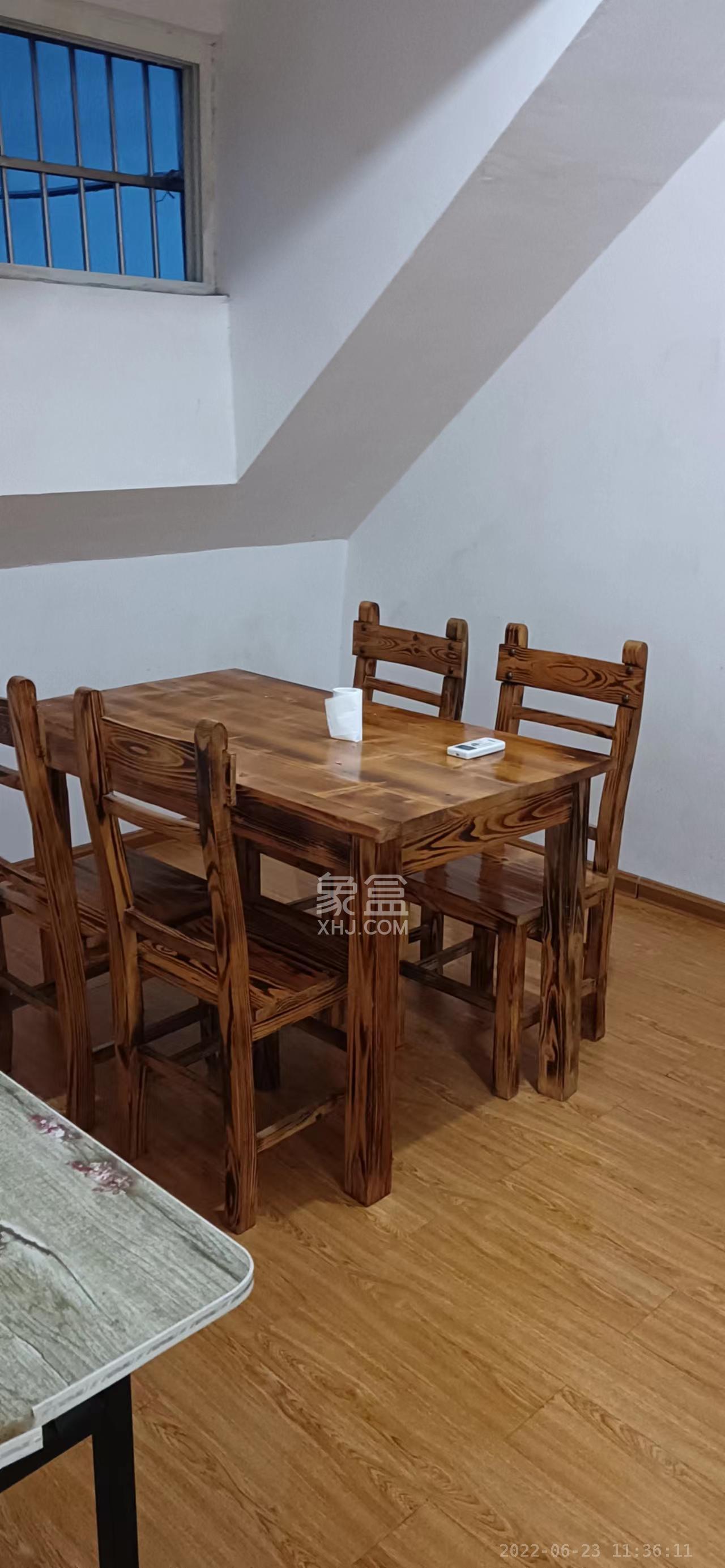 昆仑和府  3室2厅2卫   1000.00元/月室内图