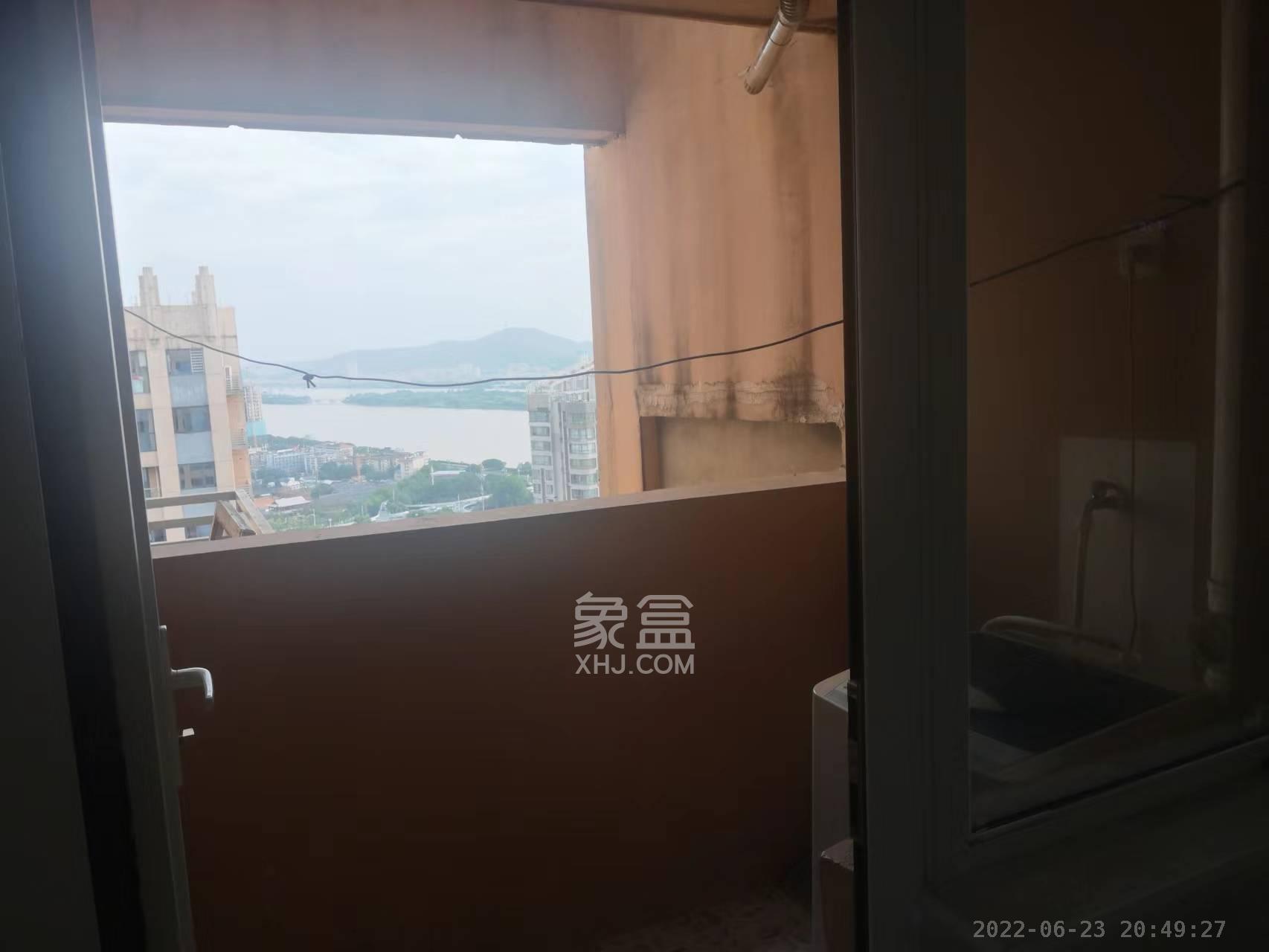 北辰三角洲E6区  3室2厅1卫    3500.0元/月室内图