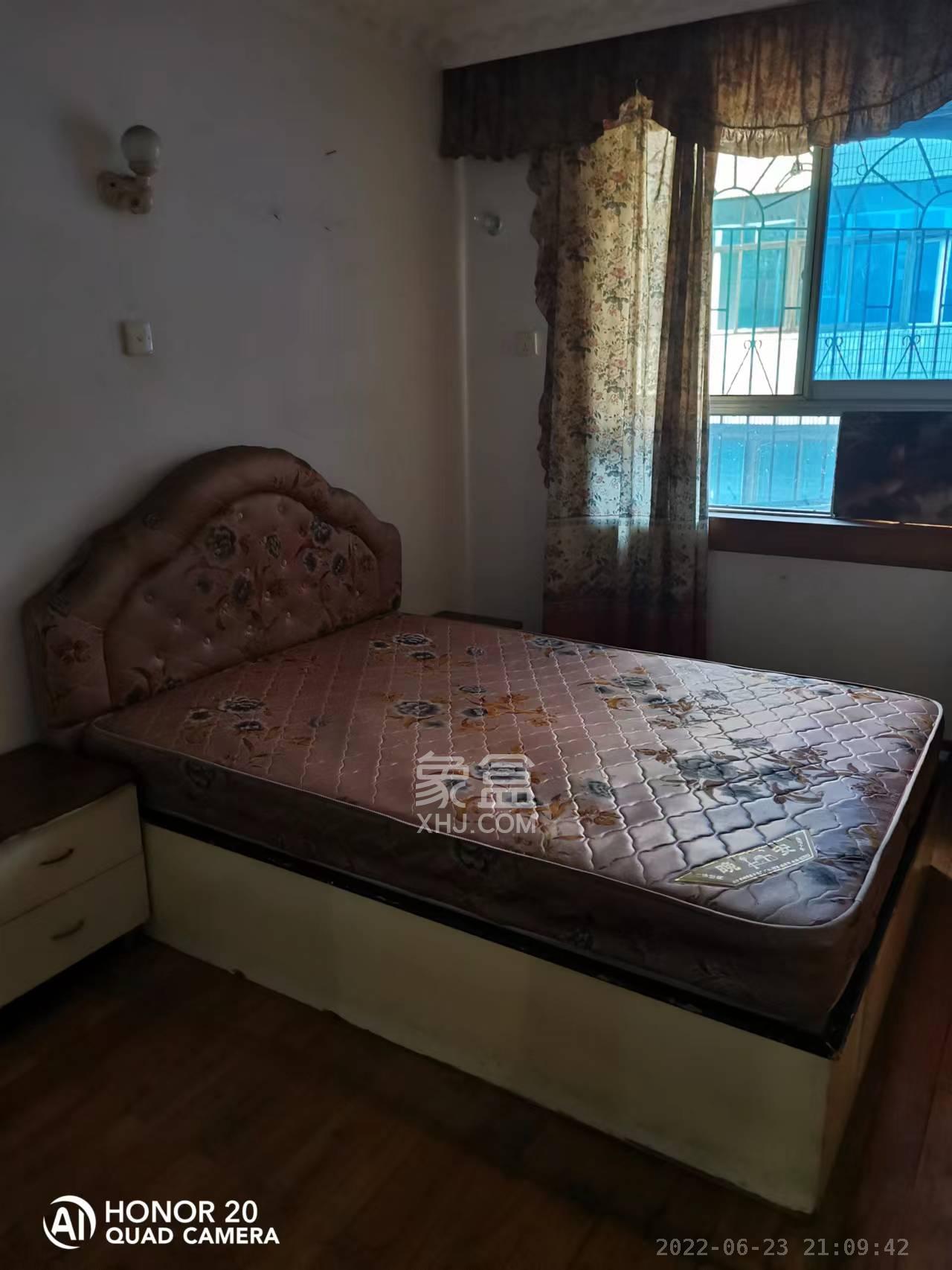 向韶村  2室1厅1卫    1500.0元/月室内图