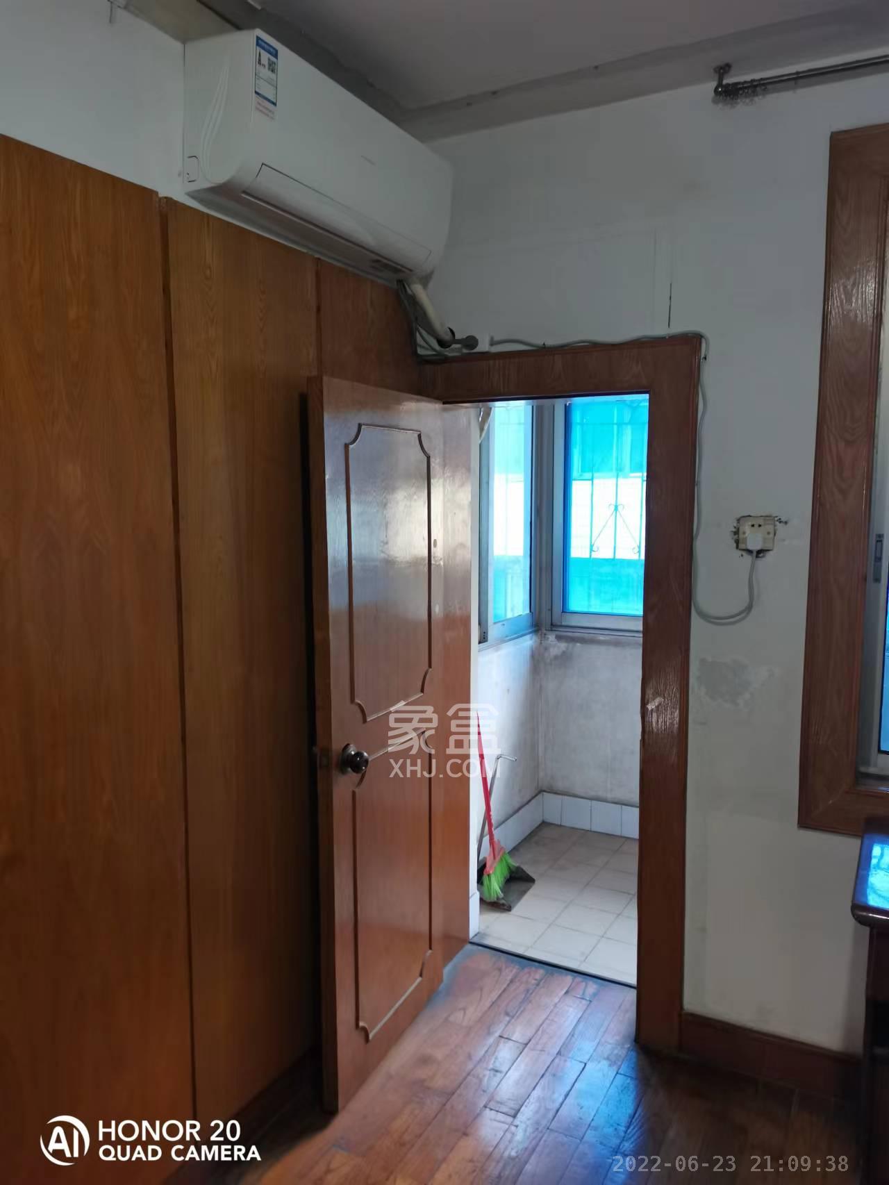 向韶村  2室1厅1卫    1500.0元/月室内图