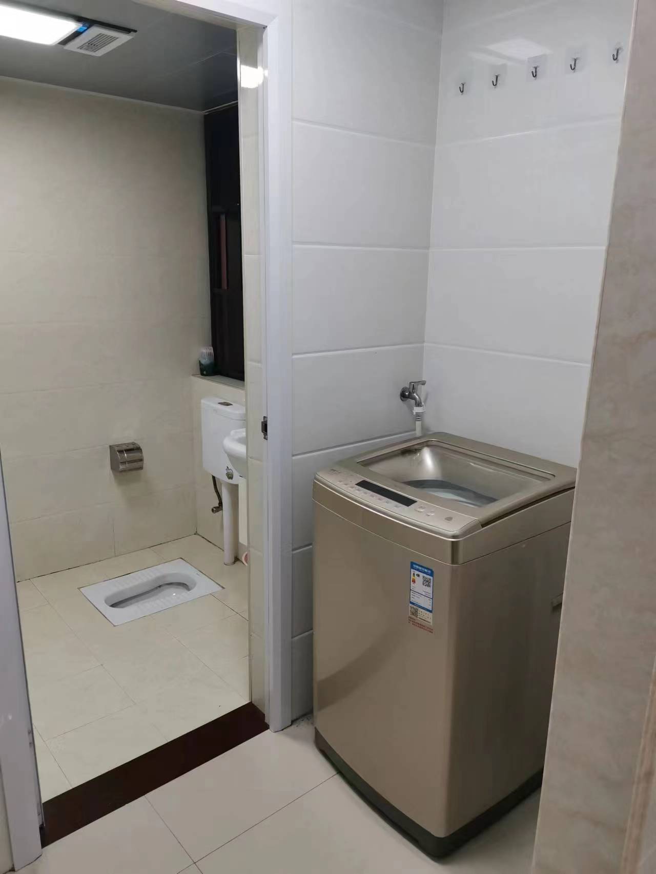 东成樽品首尔  1室1厅1卫   2100.00元/月室内图