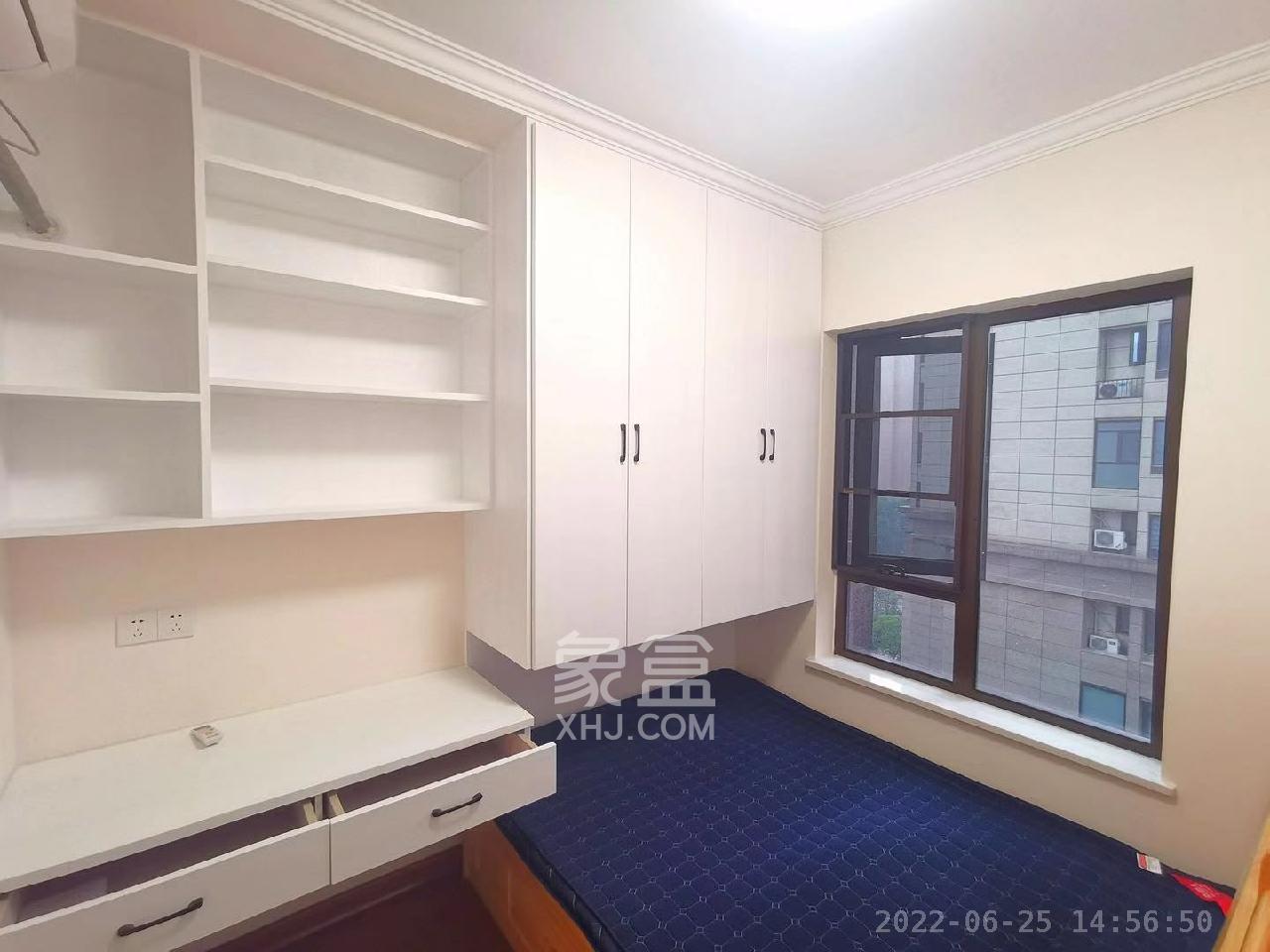 地质家园一、二期（地泰人民公馆）  2室2厅1卫    3500.0元/月室内图