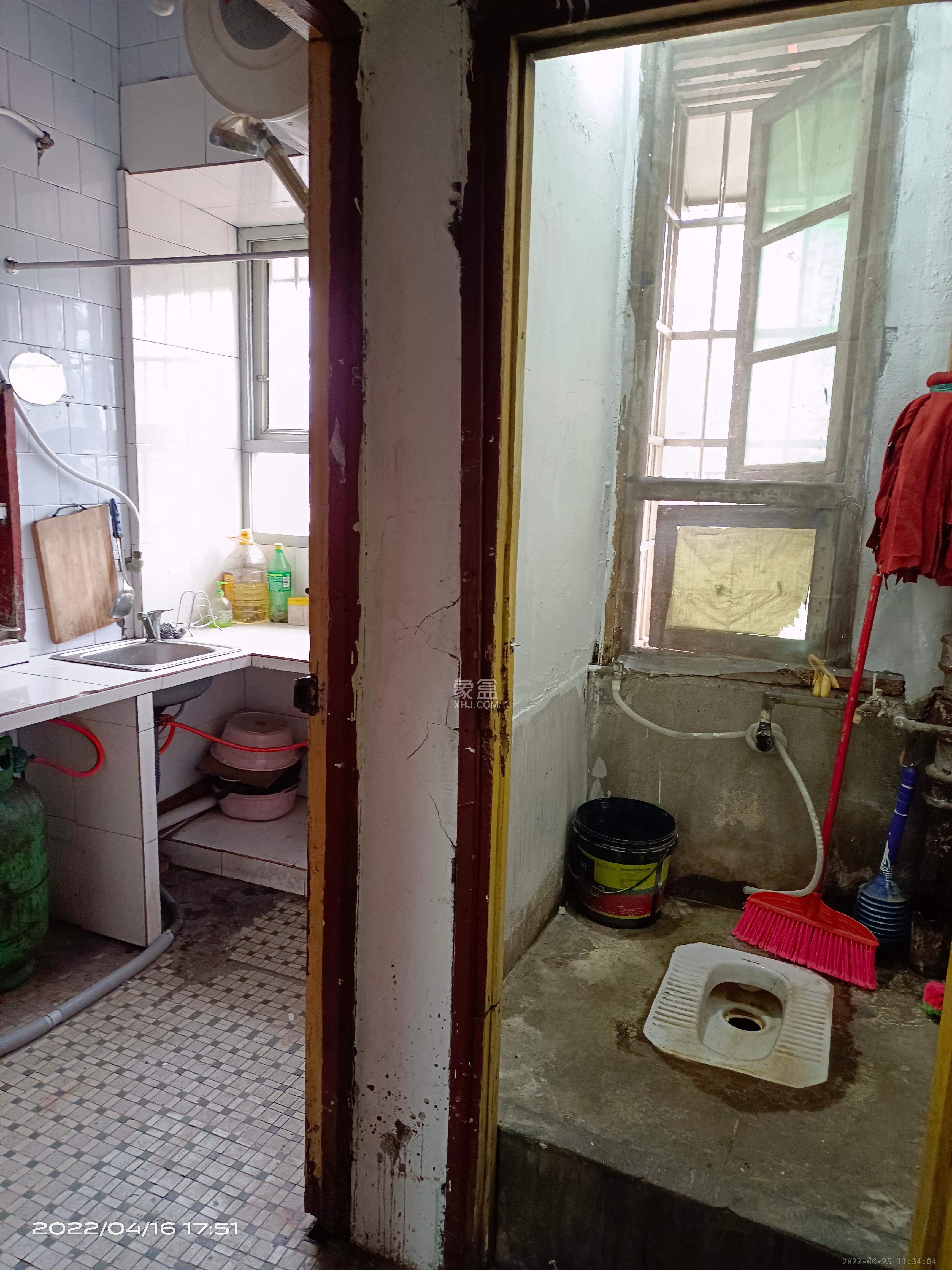 曾家湾小区  2室1厅1卫    1300.0元/月室内图