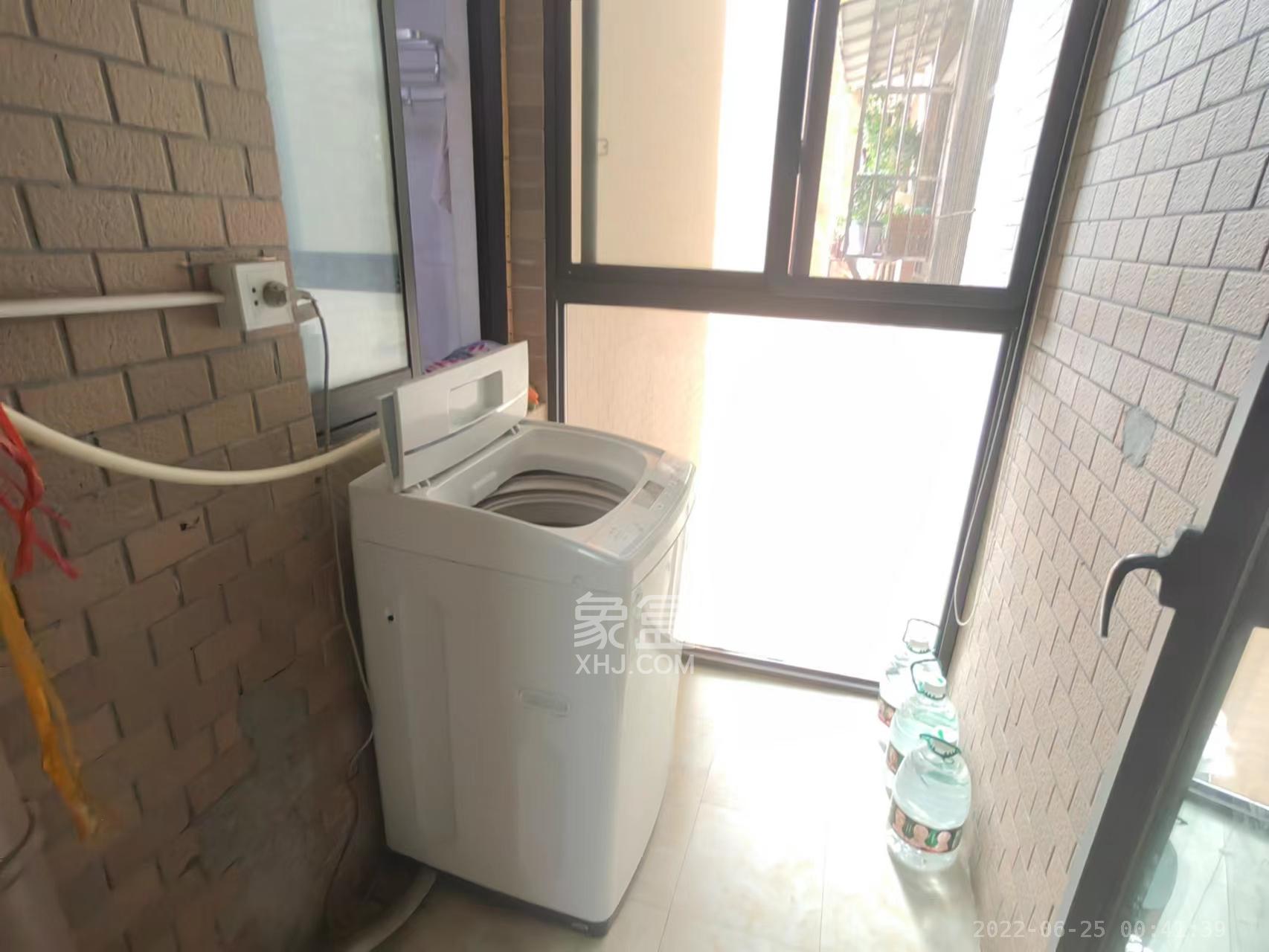 康桥长郡  2室1厅1卫    2300.0元/月 康桥长郡  2室1厅1卫    2300.0元/月室内图