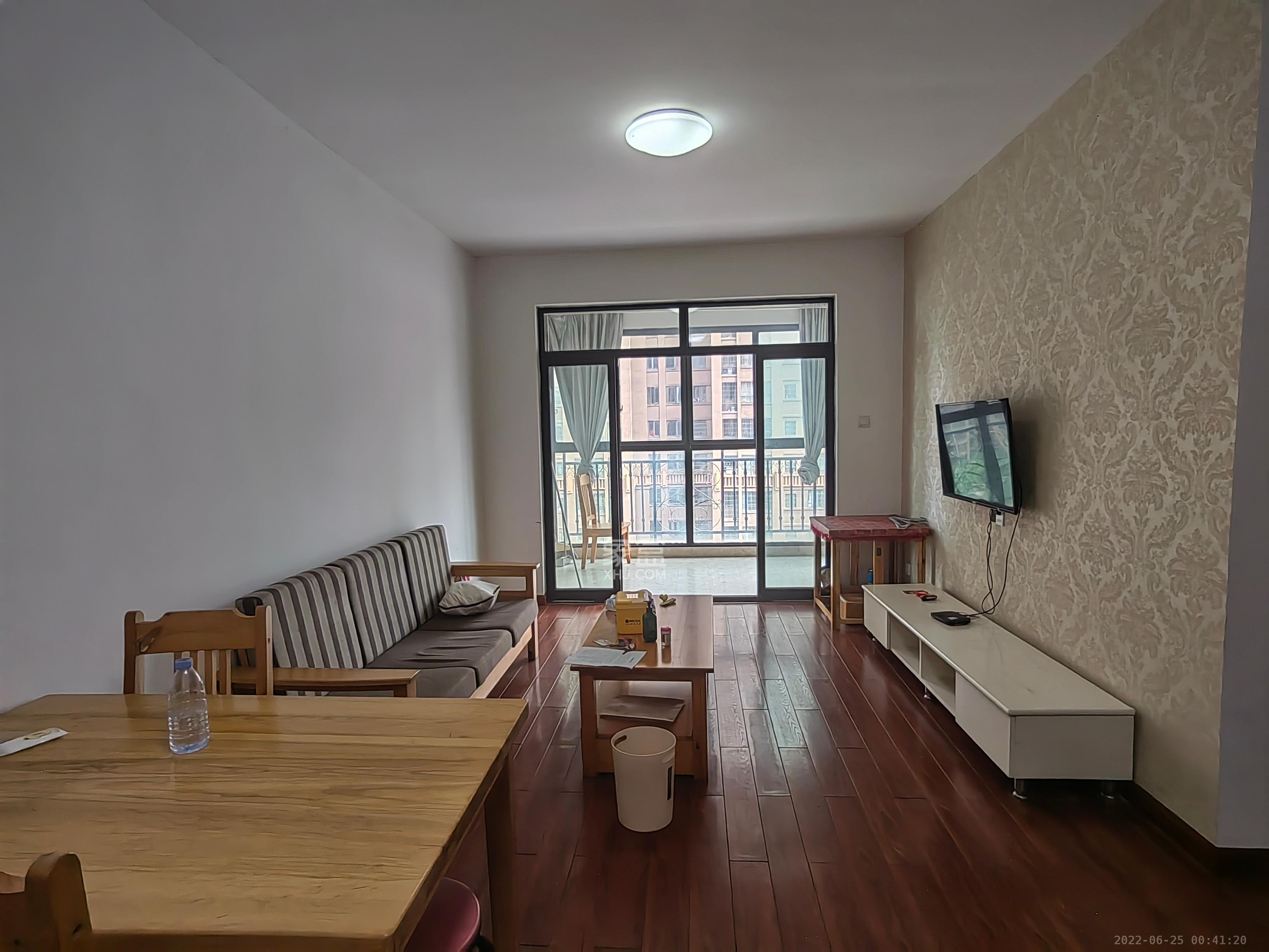 康桥长郡  2室1厅1卫    2300.0元/月 康桥长郡  2室1厅1卫    2300.0元/月室内图