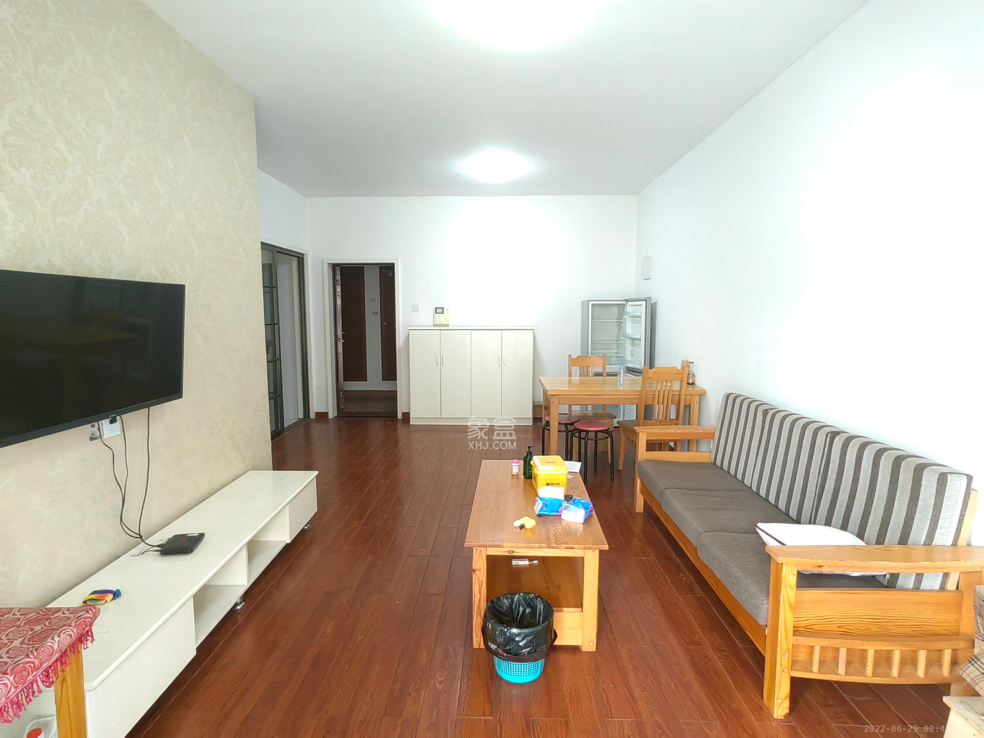 康桥长郡  2室1厅1卫    2300.0元/月 康桥长郡  2室1厅1卫    2300.0元/月室内图