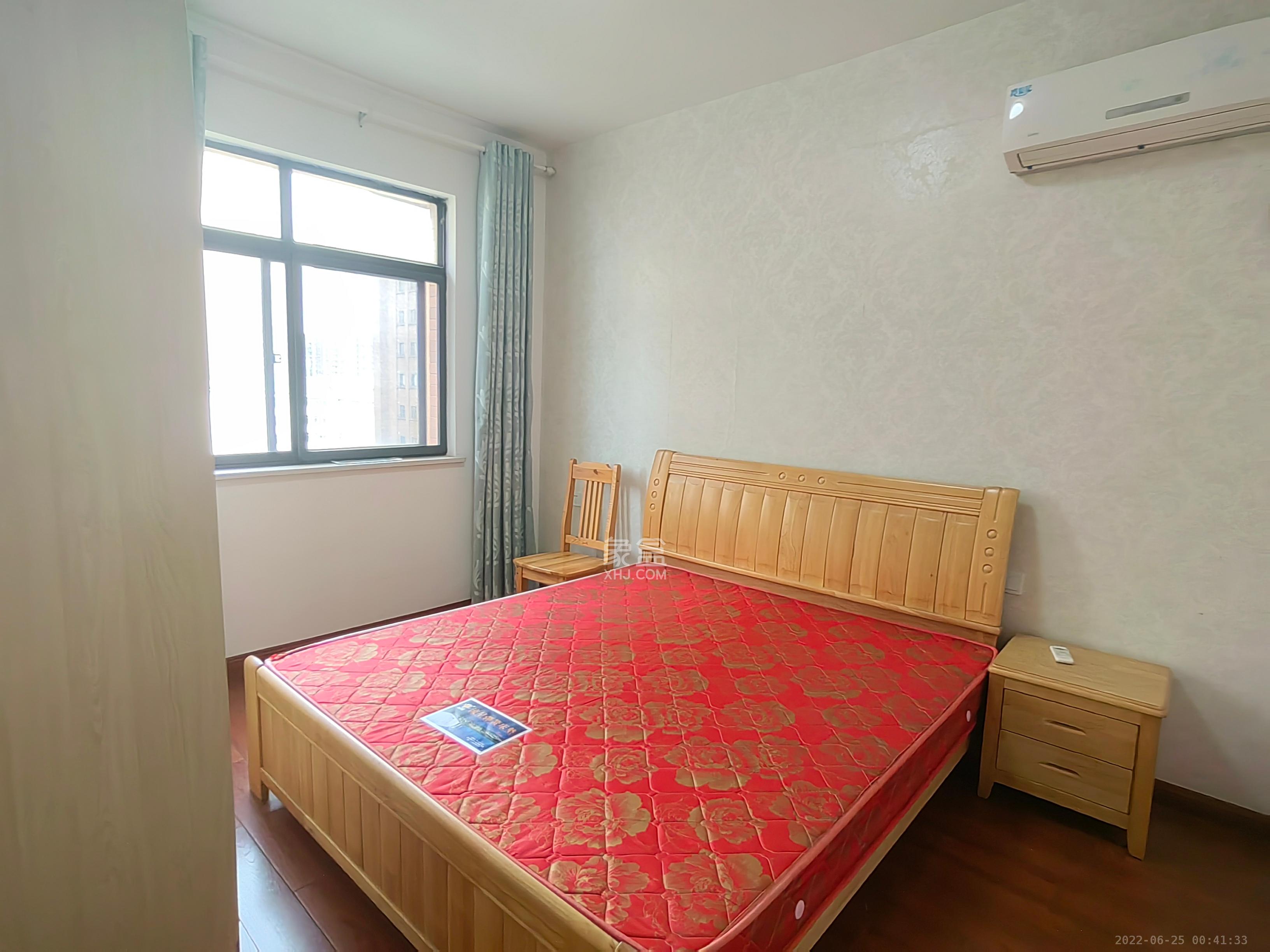 康桥长郡  2室1厅1卫    2300.0元/月 康桥长郡  2室1厅1卫    2300.0元/月室内图