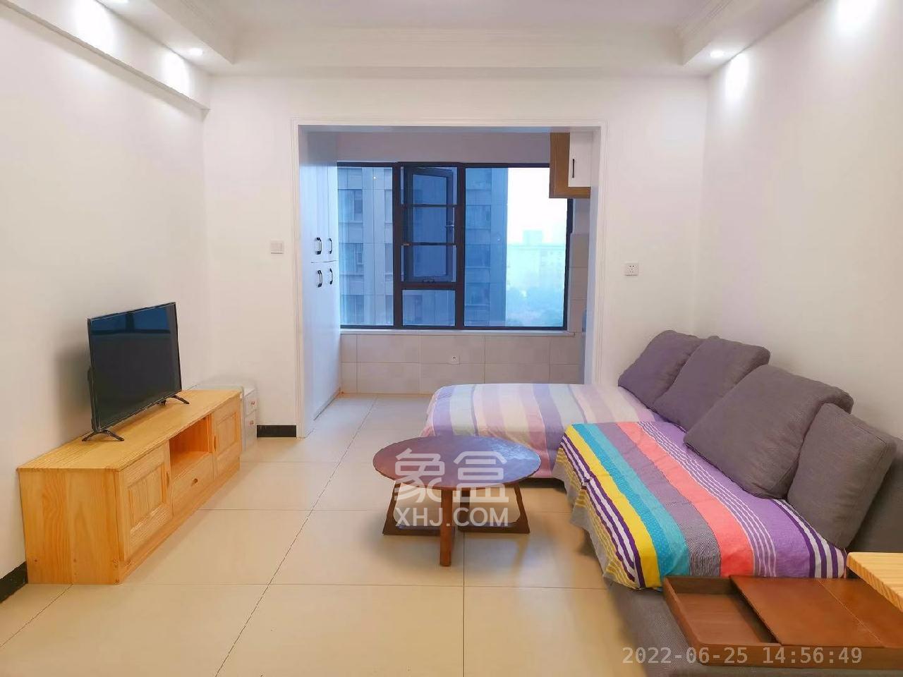 地质家园一、二期（地泰人民公馆）  2室2厅1卫    3500.0元/月室内图