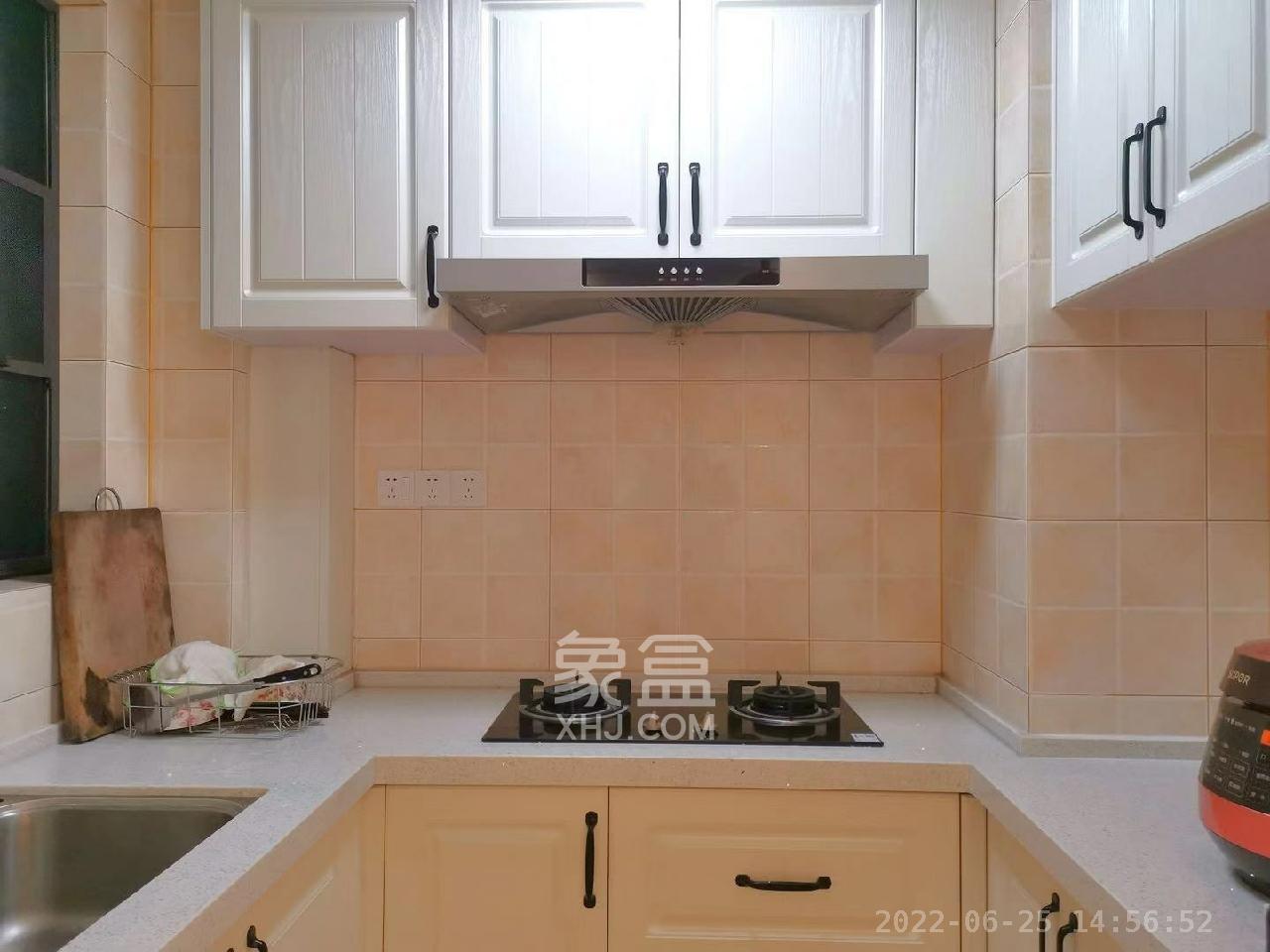 地质家园一、二期(地泰人民公馆)  2室2厅1卫    3500.0元/月 地质家园一、二期(地泰人民公馆)  2室2厅1卫    3500.0元/月室内图