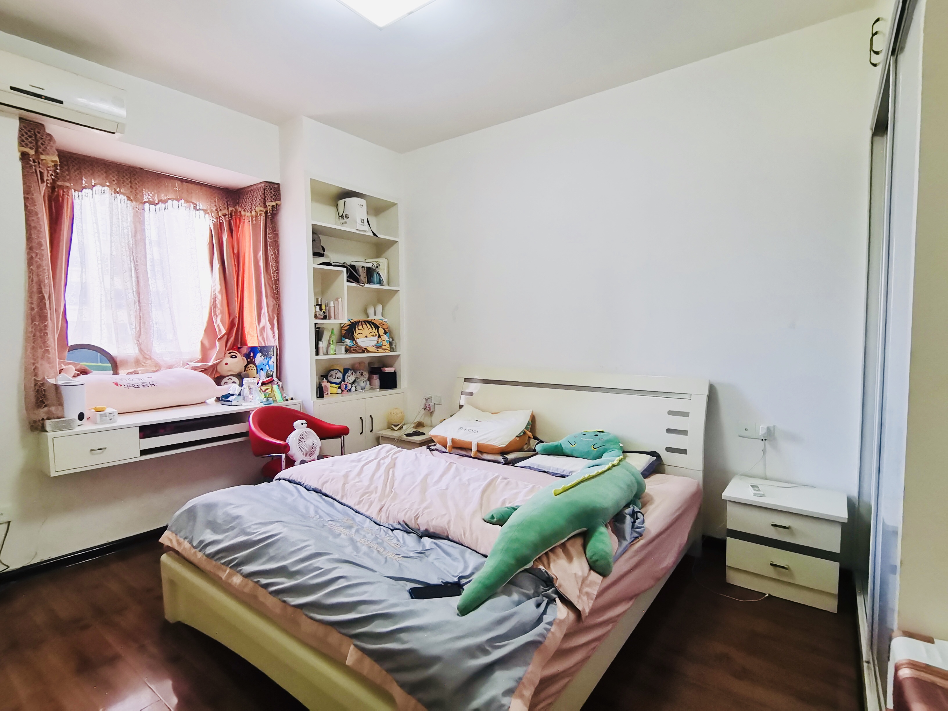 德和园 1室1厅1卫 1700.00元/月 德和园 1室1厅1卫 1700.00元/月室内图