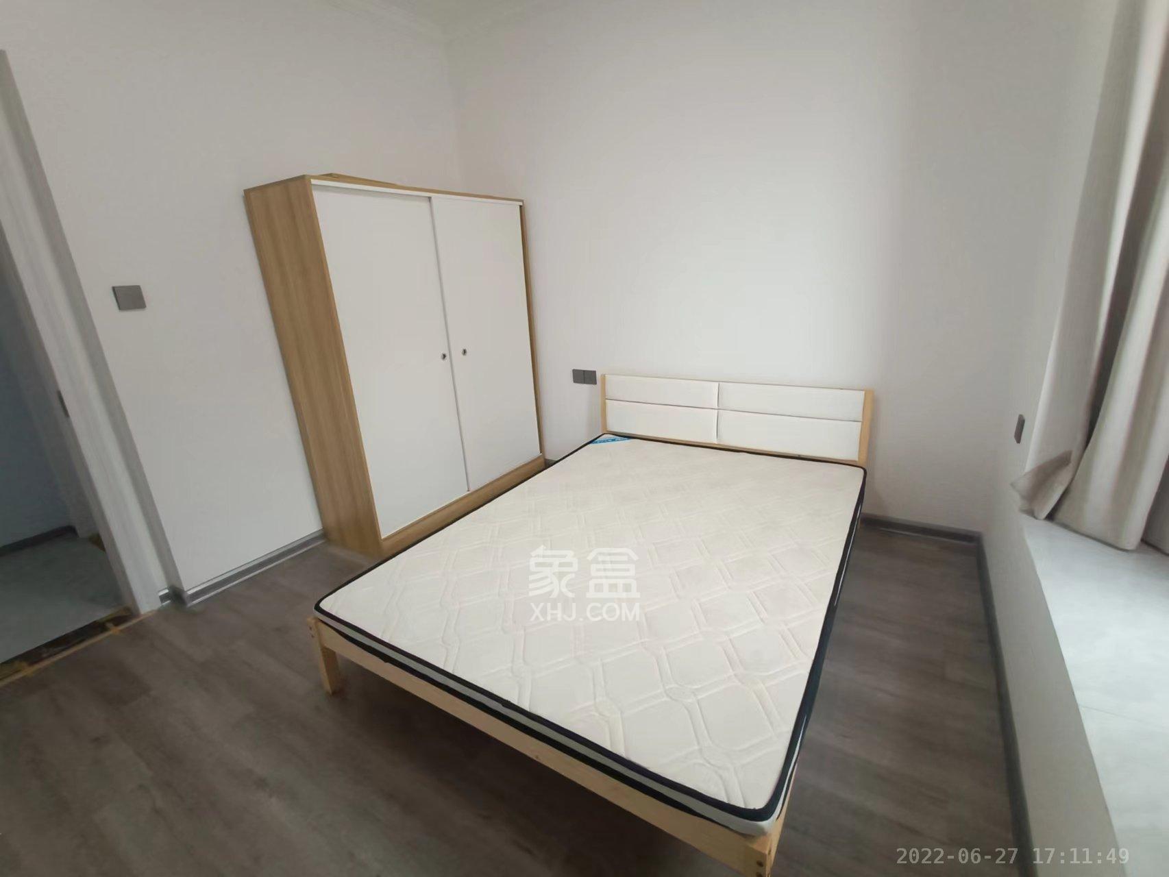 澳海月亮湾  3室2厅2卫   2200.00元/月室内图