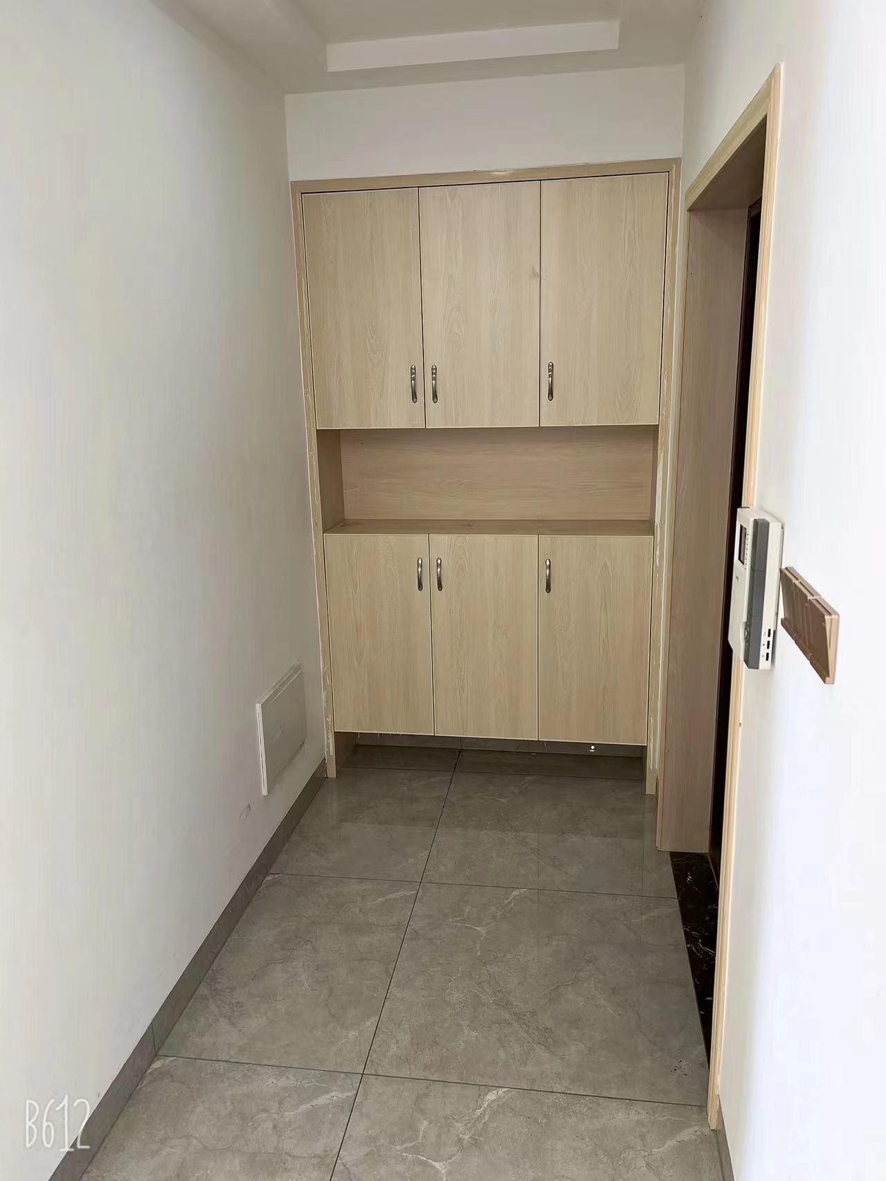 东郡首府  2室2厅2卫   2000.00元/月室内图