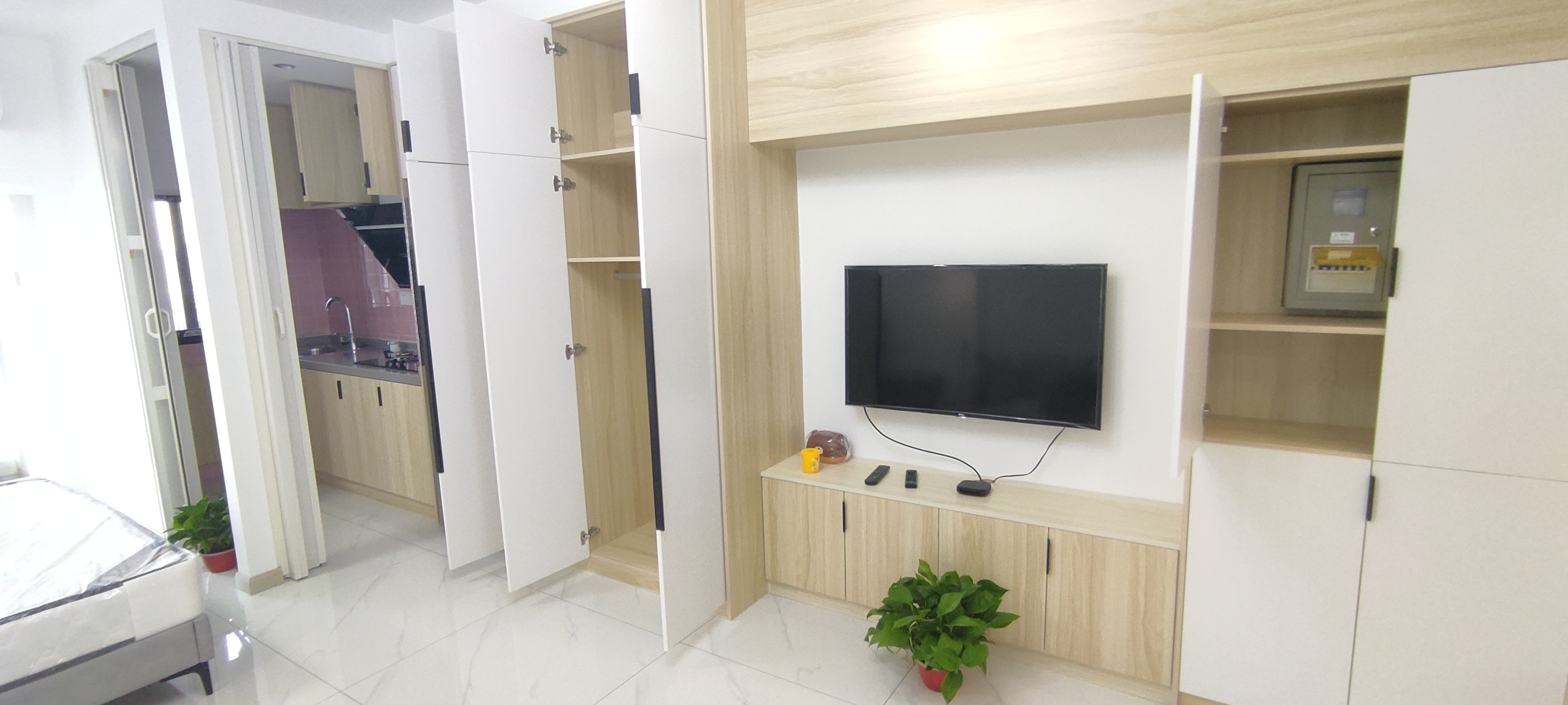 欢乐颂  1室1厅1卫   1700.00元/月室内图