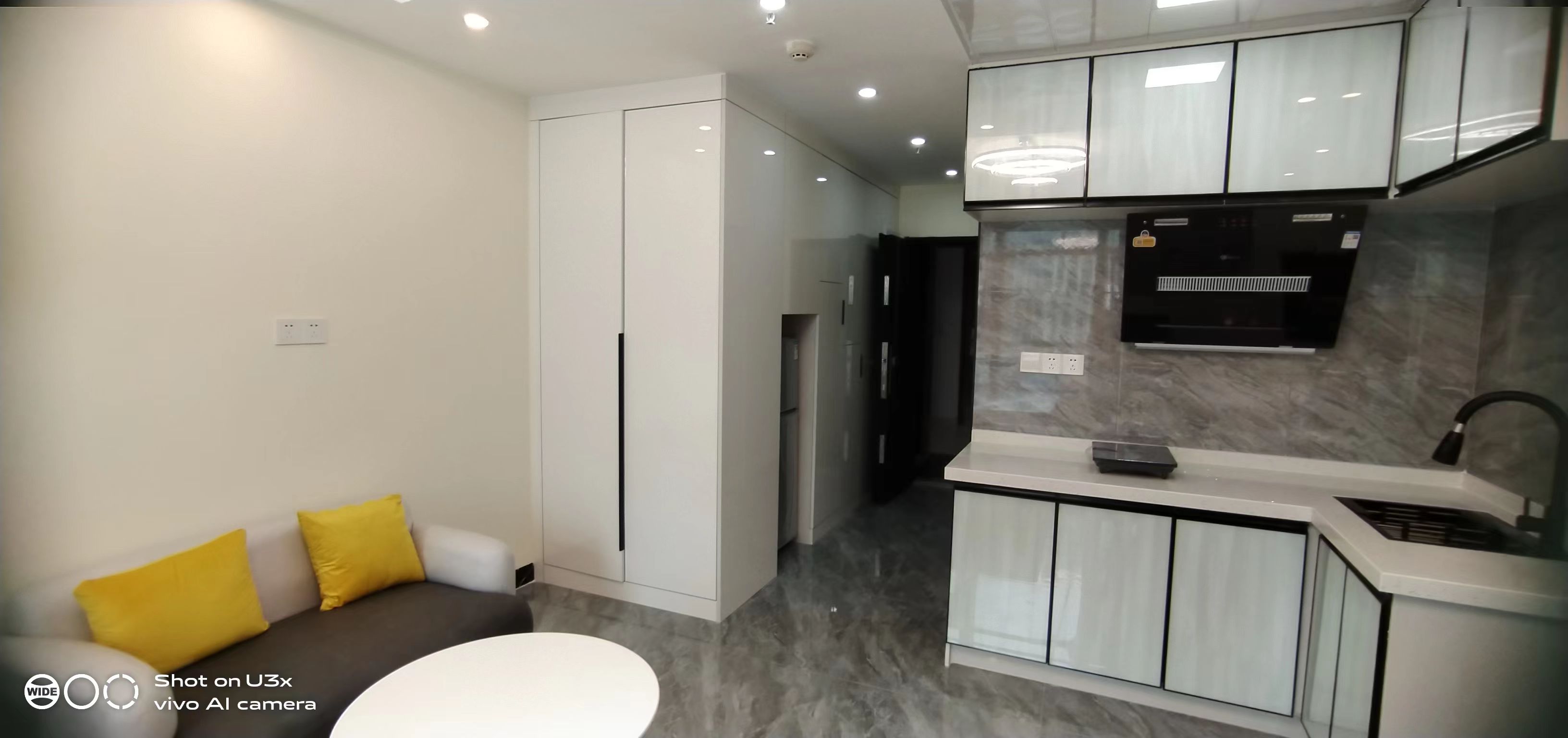 富力新天地三期 1室1厅1卫 1600.00元/月 富力新天地三期 1室1厅1卫 1600.00元/月室内图