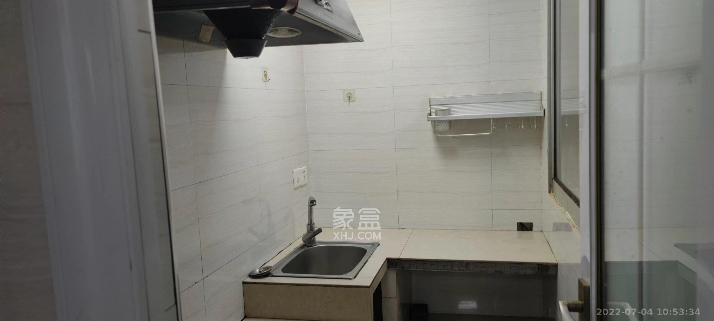 三泰街新富城  1室1厅1卫    1600.0元/月小区图