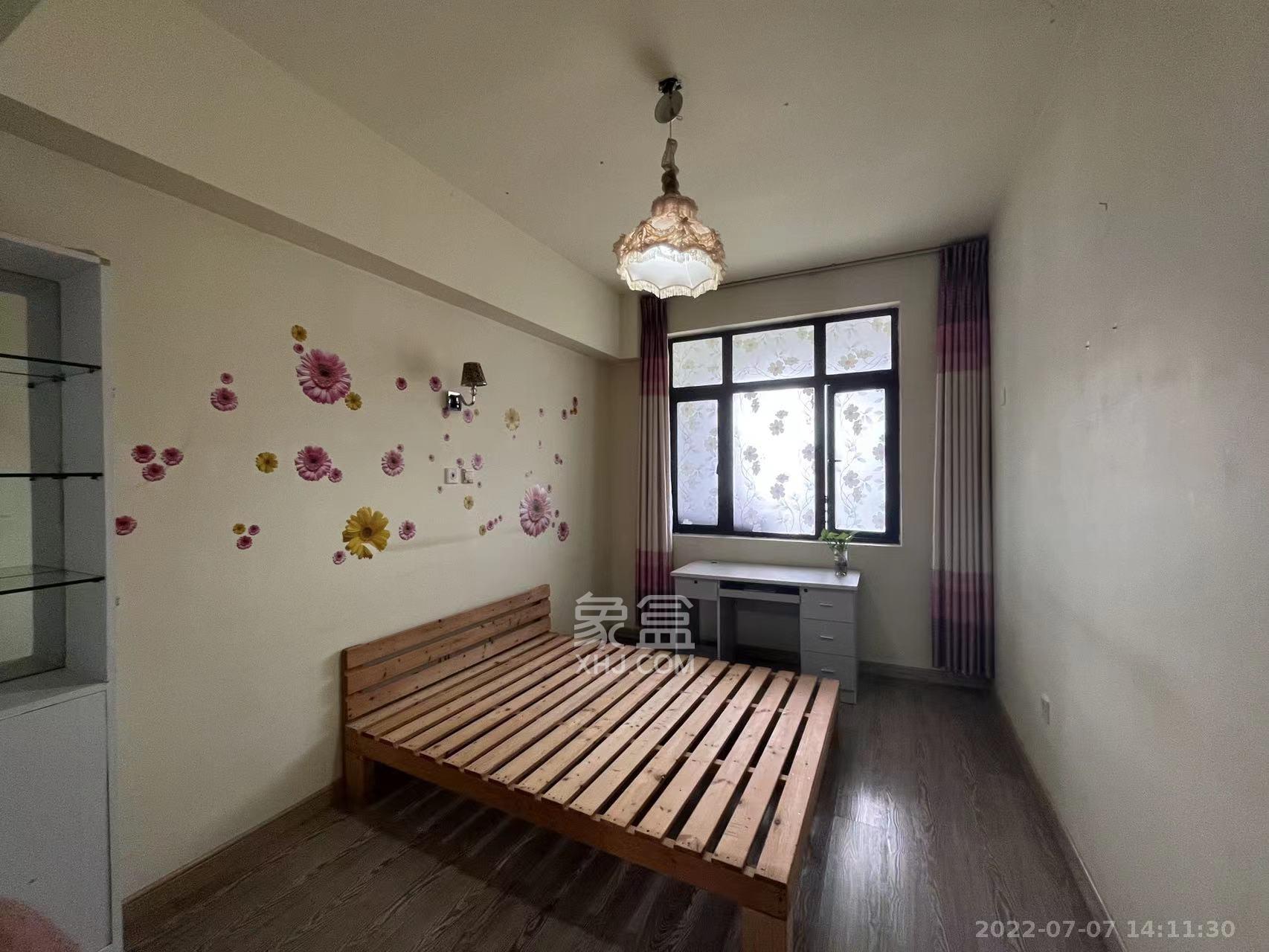 和卉家园 3室2厅2卫 4500.0元/月 和卉家园 3室2厅2卫 4500.0元/月室内图