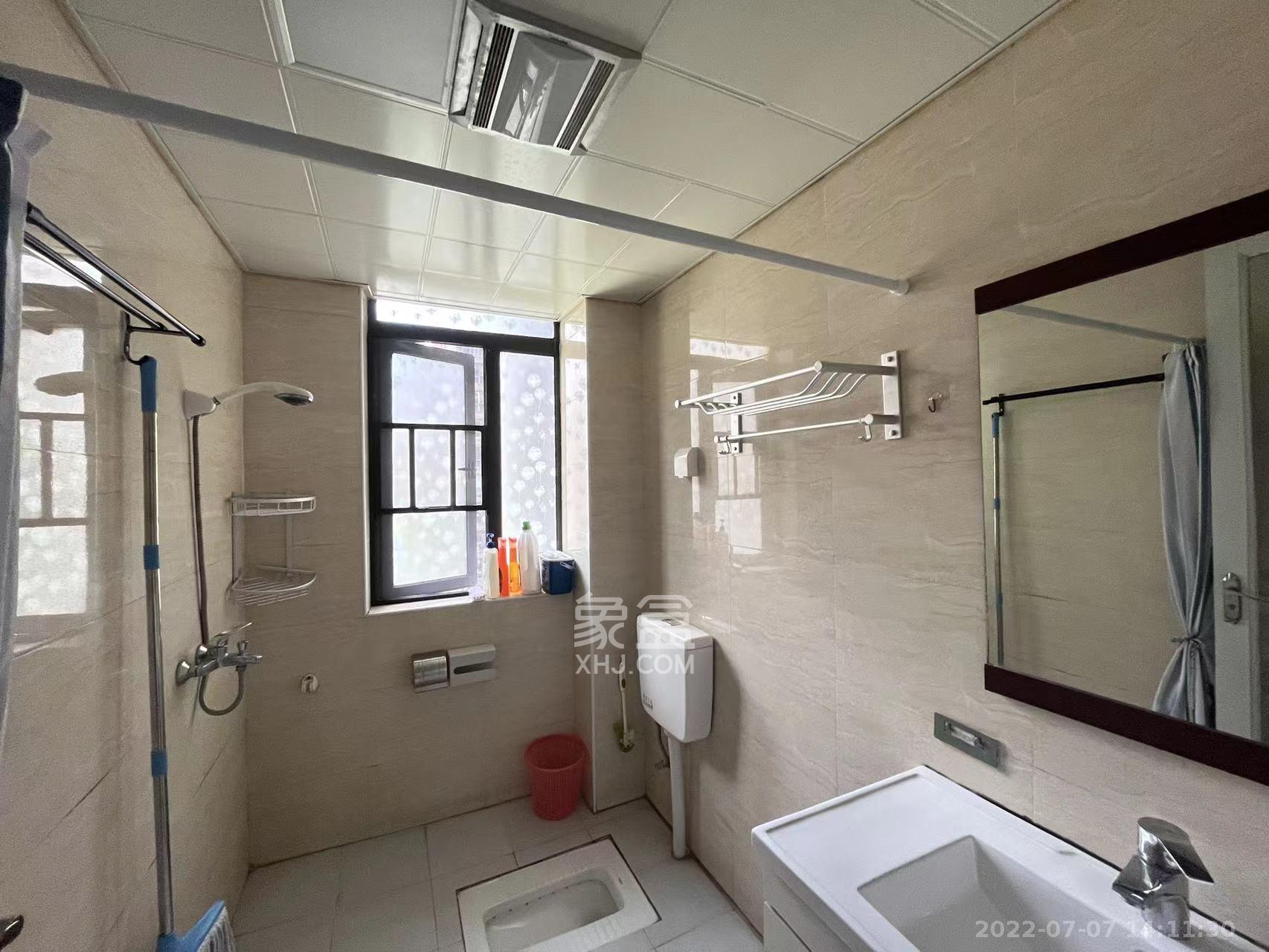 和卉家园 3室2厅2卫 4500.0元/月 和卉家园 3室2厅2卫 4500.0元/月室内图